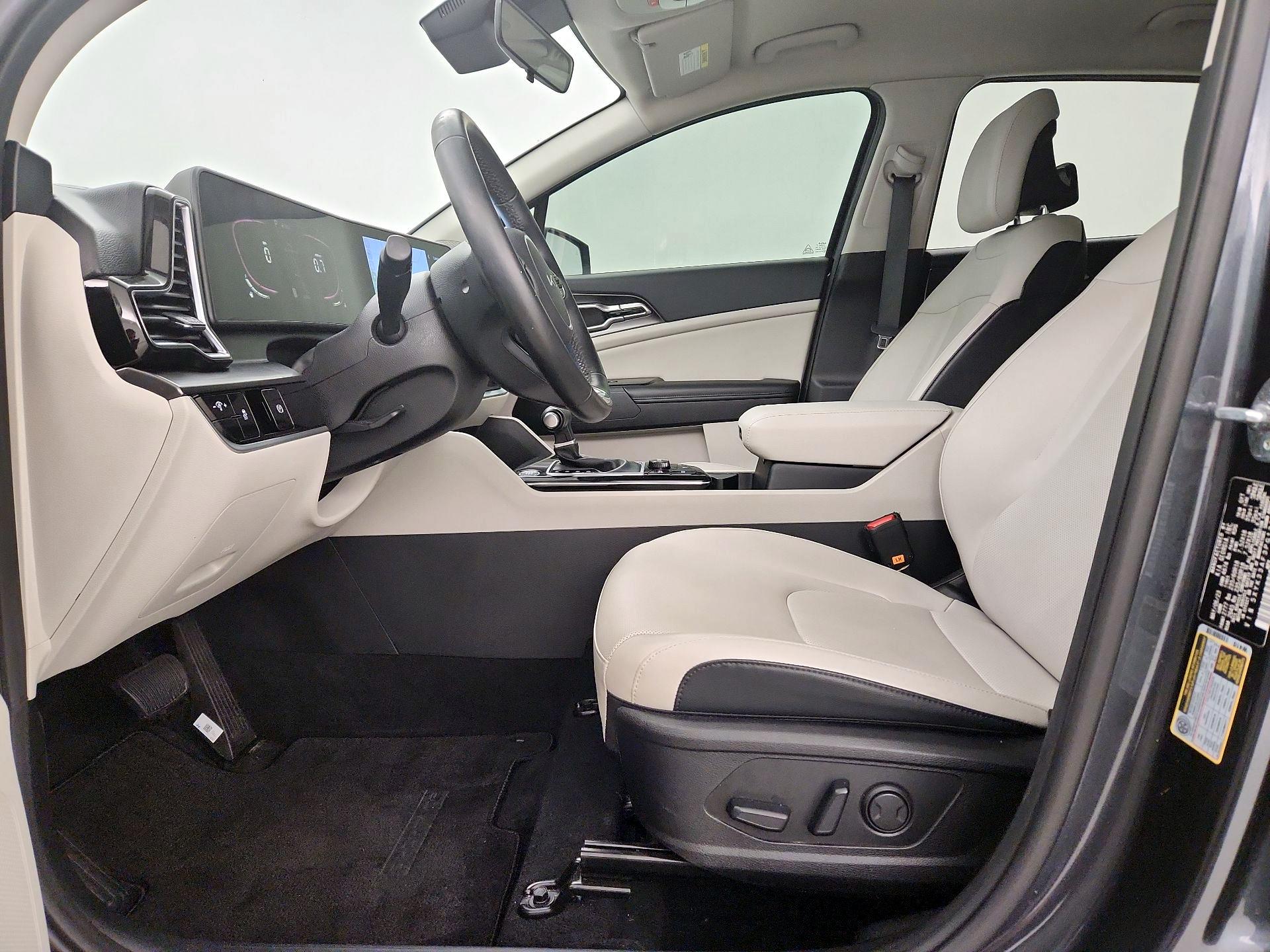 Thumbnail: 2023 Kia Sportage - 11