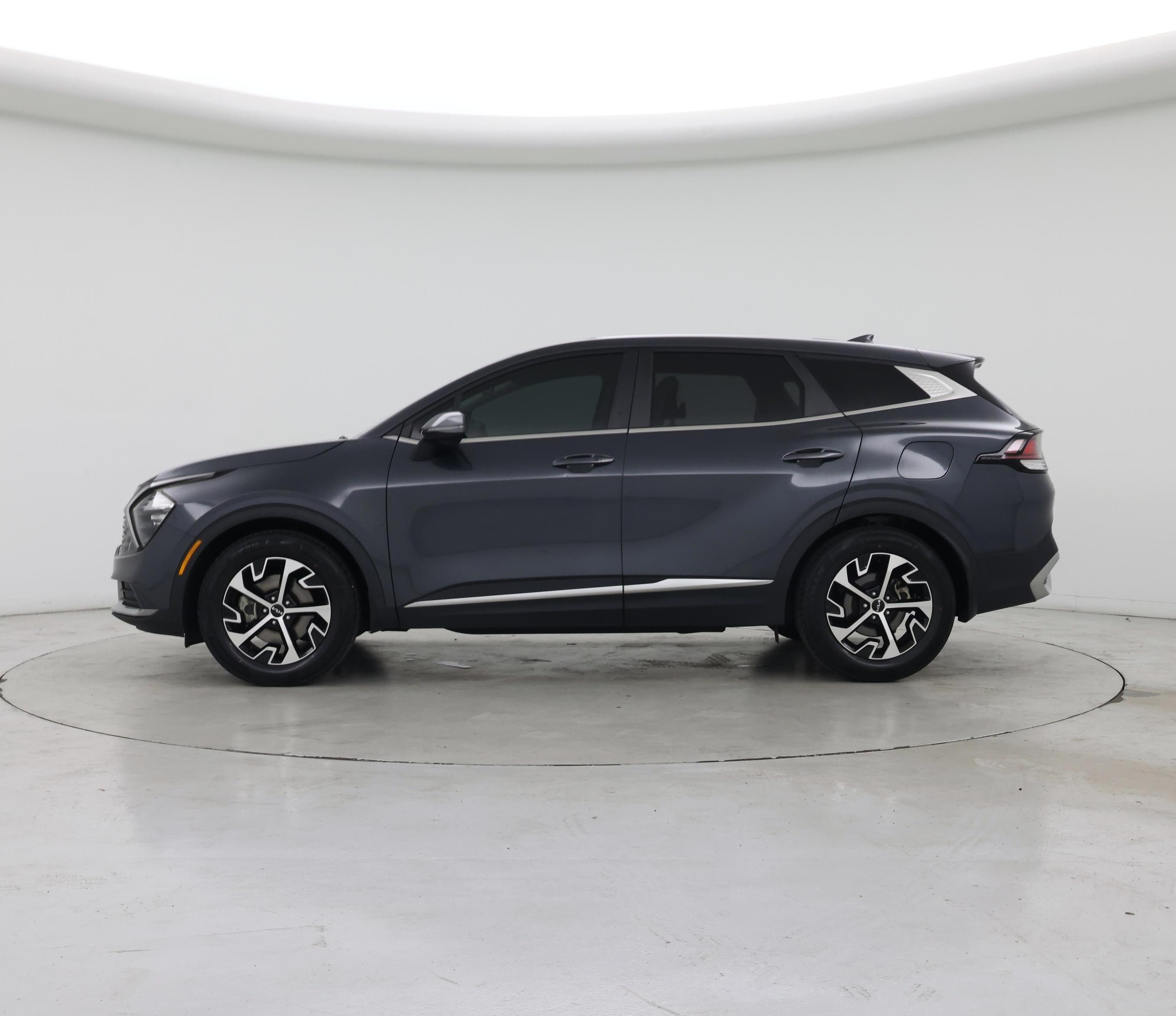 Thumbnail: 2023 Kia Sportage - 3
