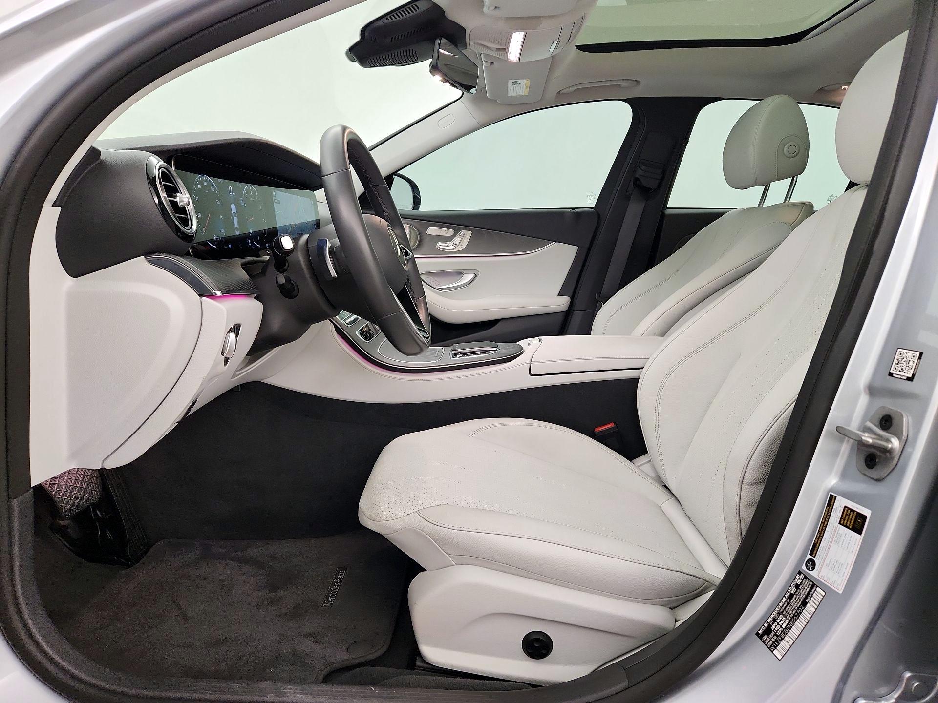 Thumbnail: 2022 Mercedes-Benz E-Class - 11
