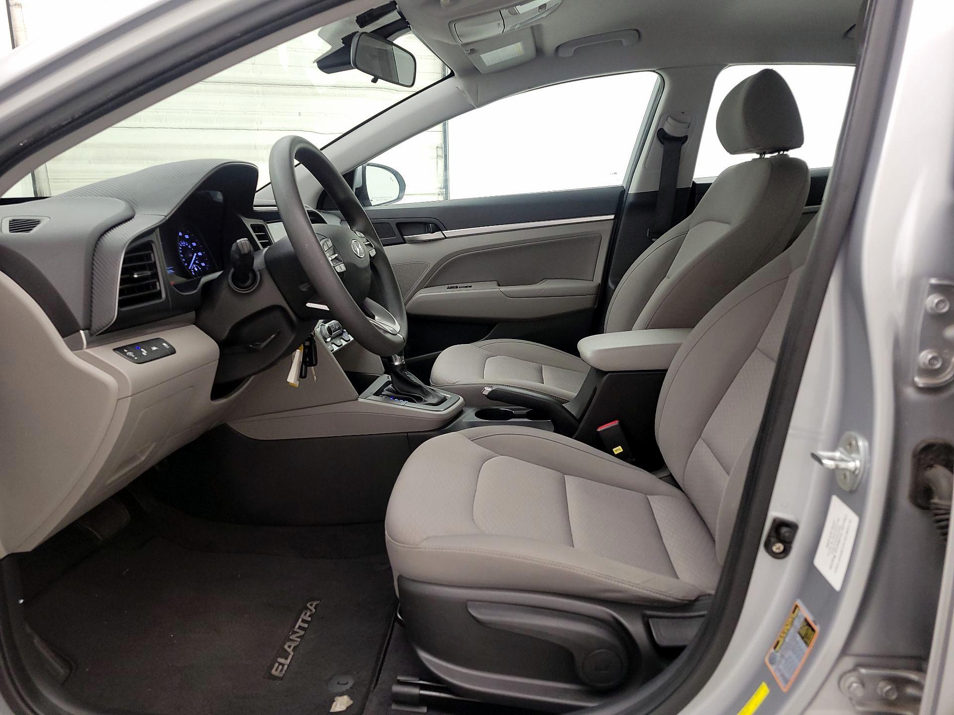 Thumbnail: 2020 Hyundai Elantra - 11