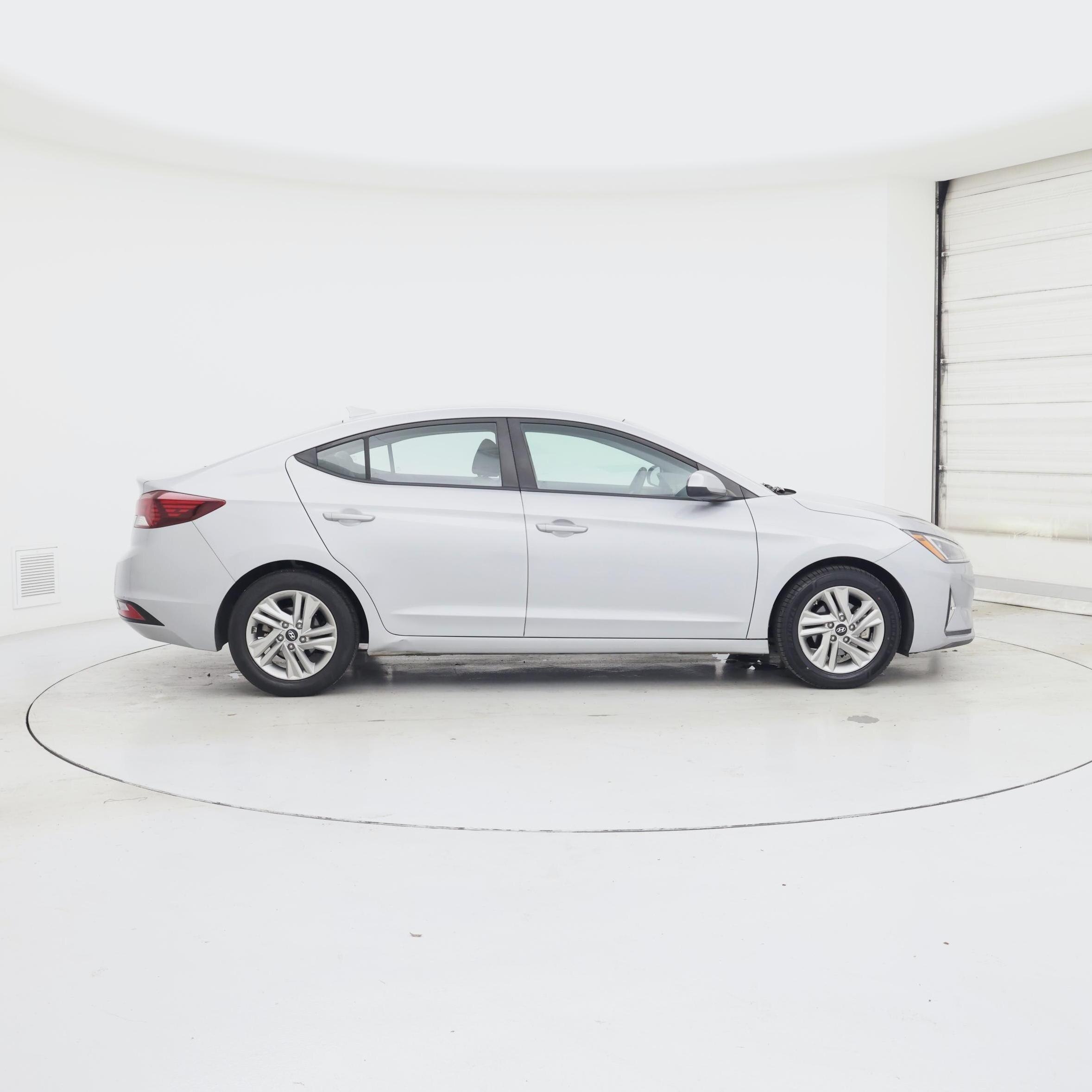 Thumbnail: 2020 Hyundai Elantra - 7