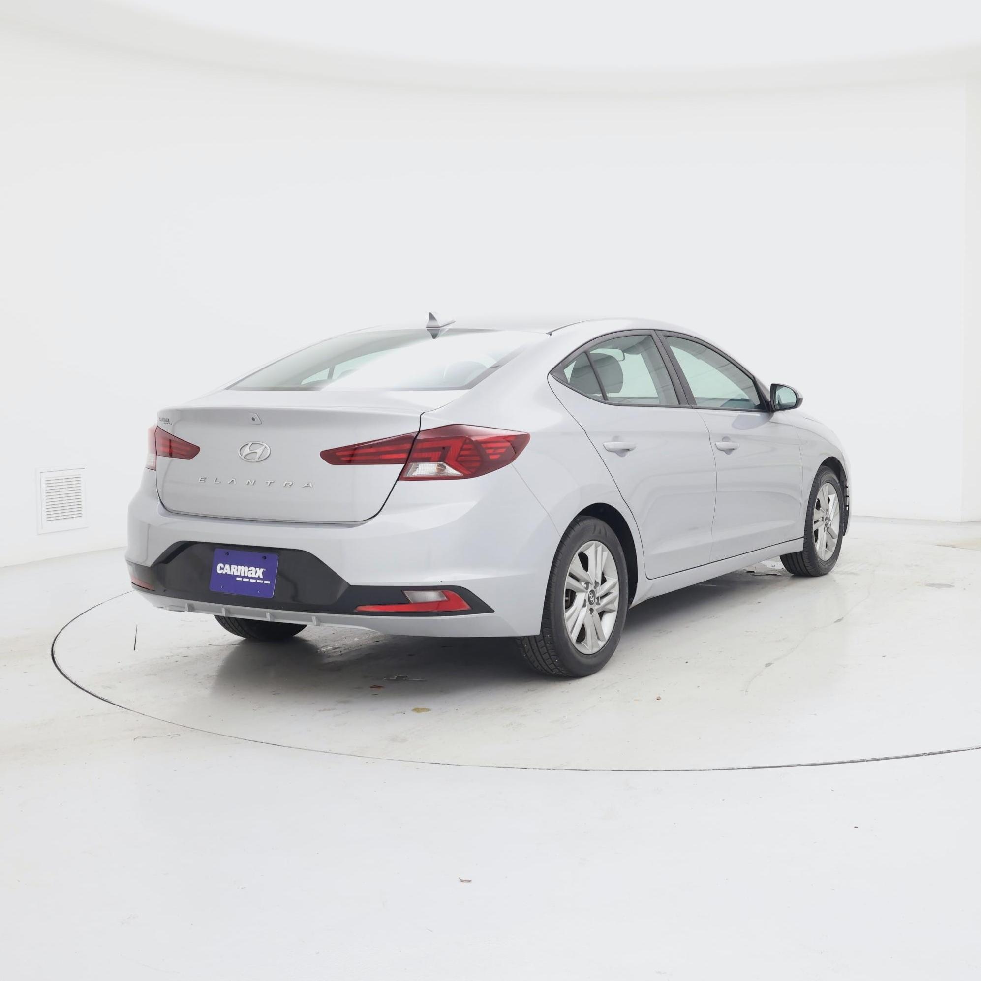 Thumbnail: 2020 Hyundai Elantra - 8