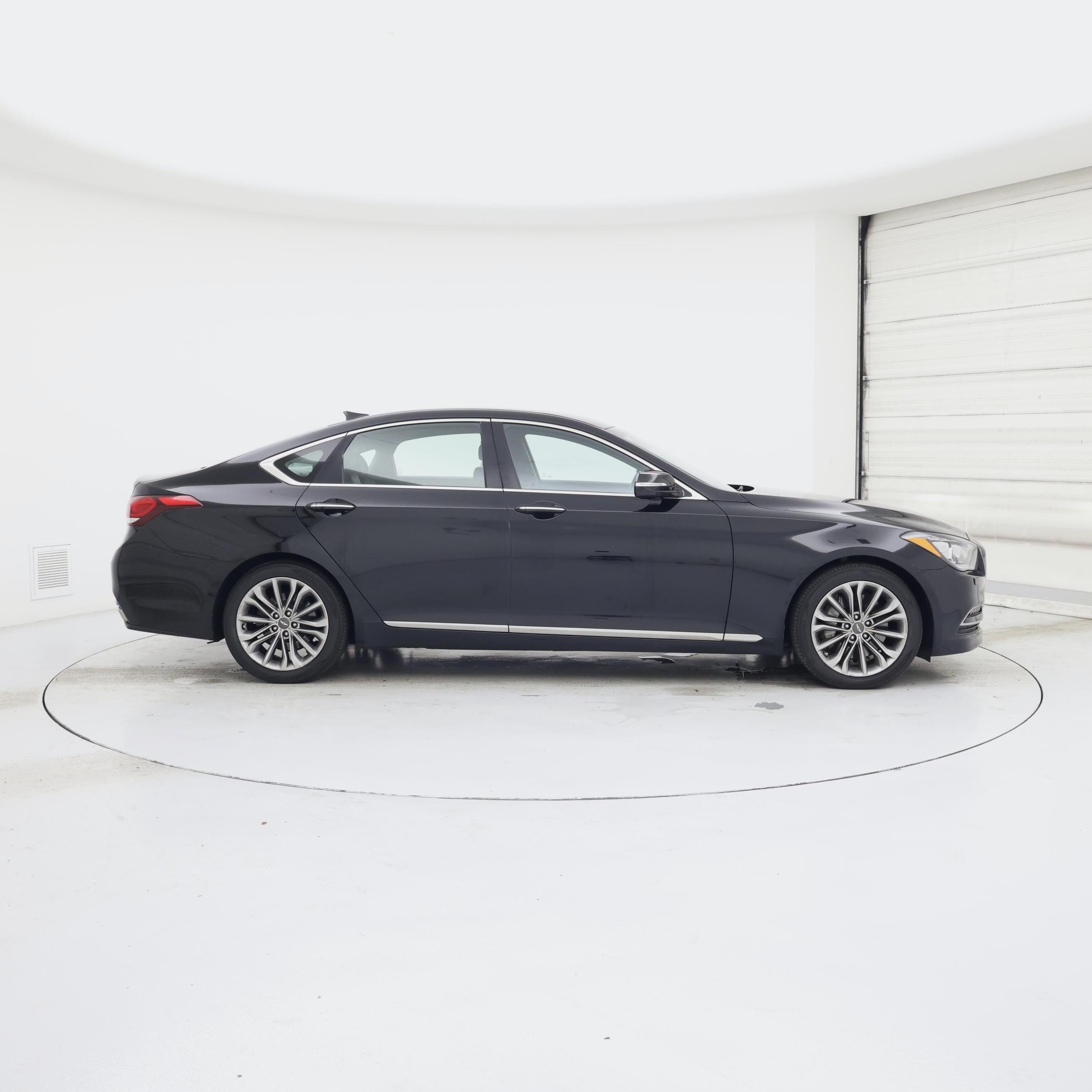 Thumbnail: 2017 Genesis G80 - 7