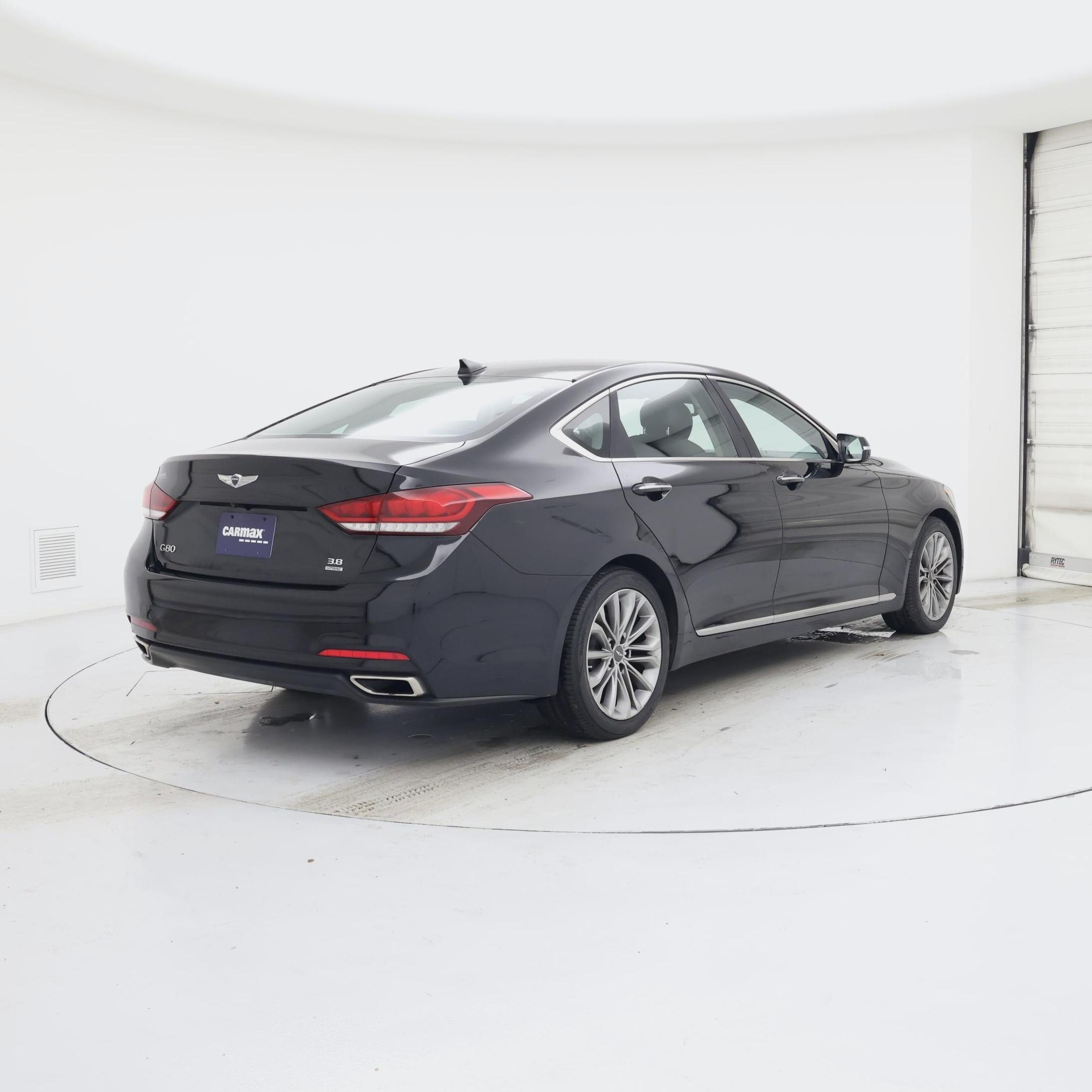 Thumbnail: 2017 Genesis G80 - 8