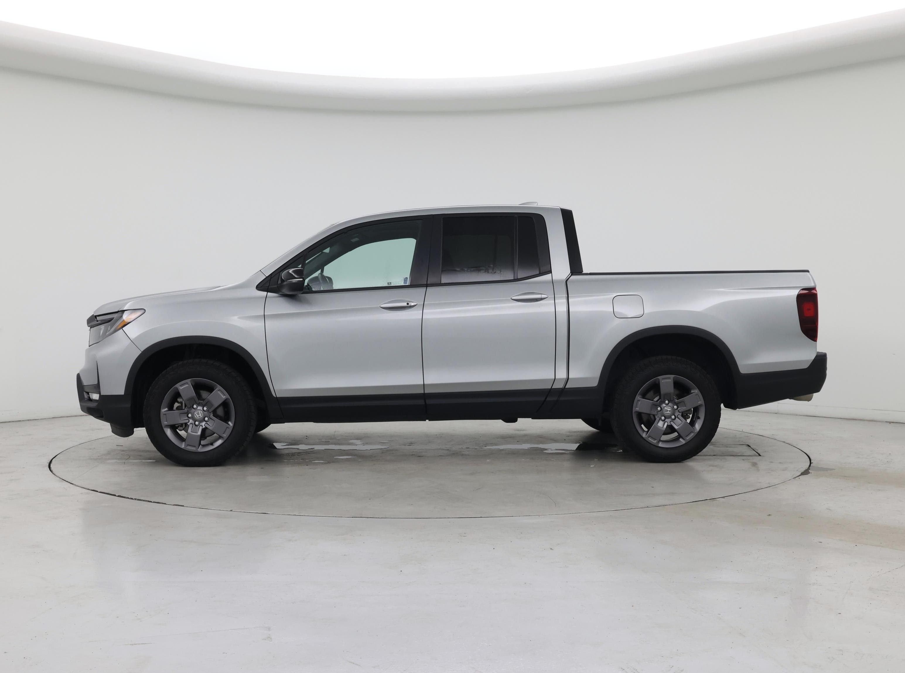 Thumbnail: 2025 Honda Ridgeline - 3