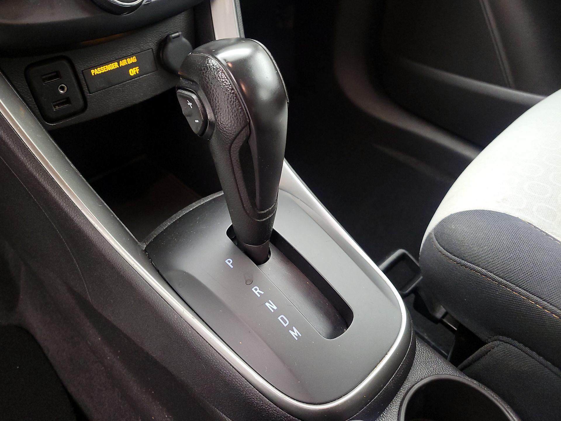 Thumbnail: 2020 Chevrolet Trax - 17