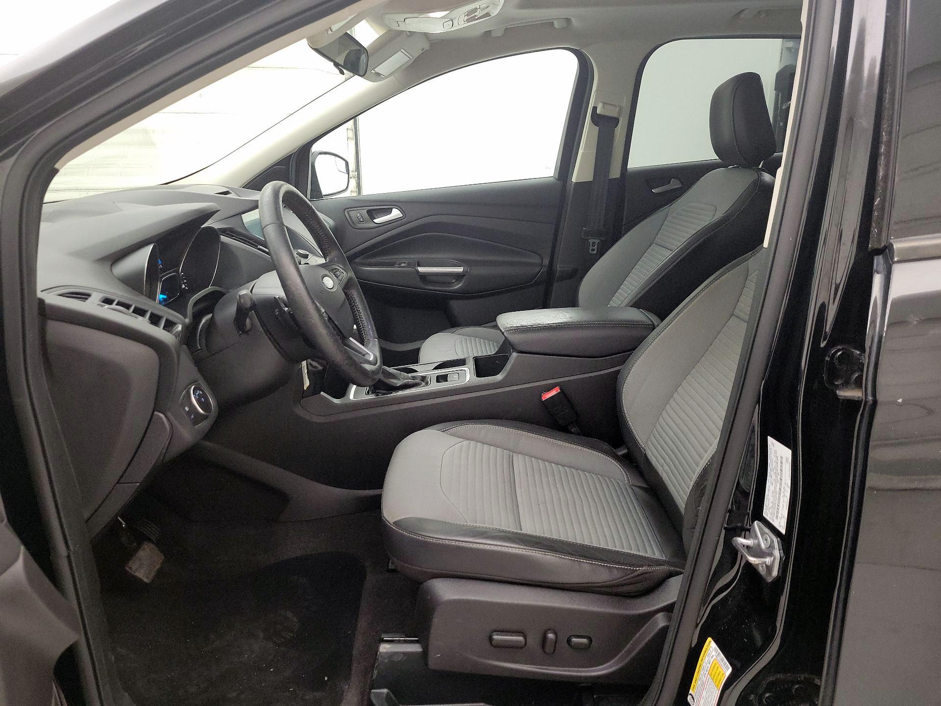 Thumbnail: 2018 Ford Escape - 11