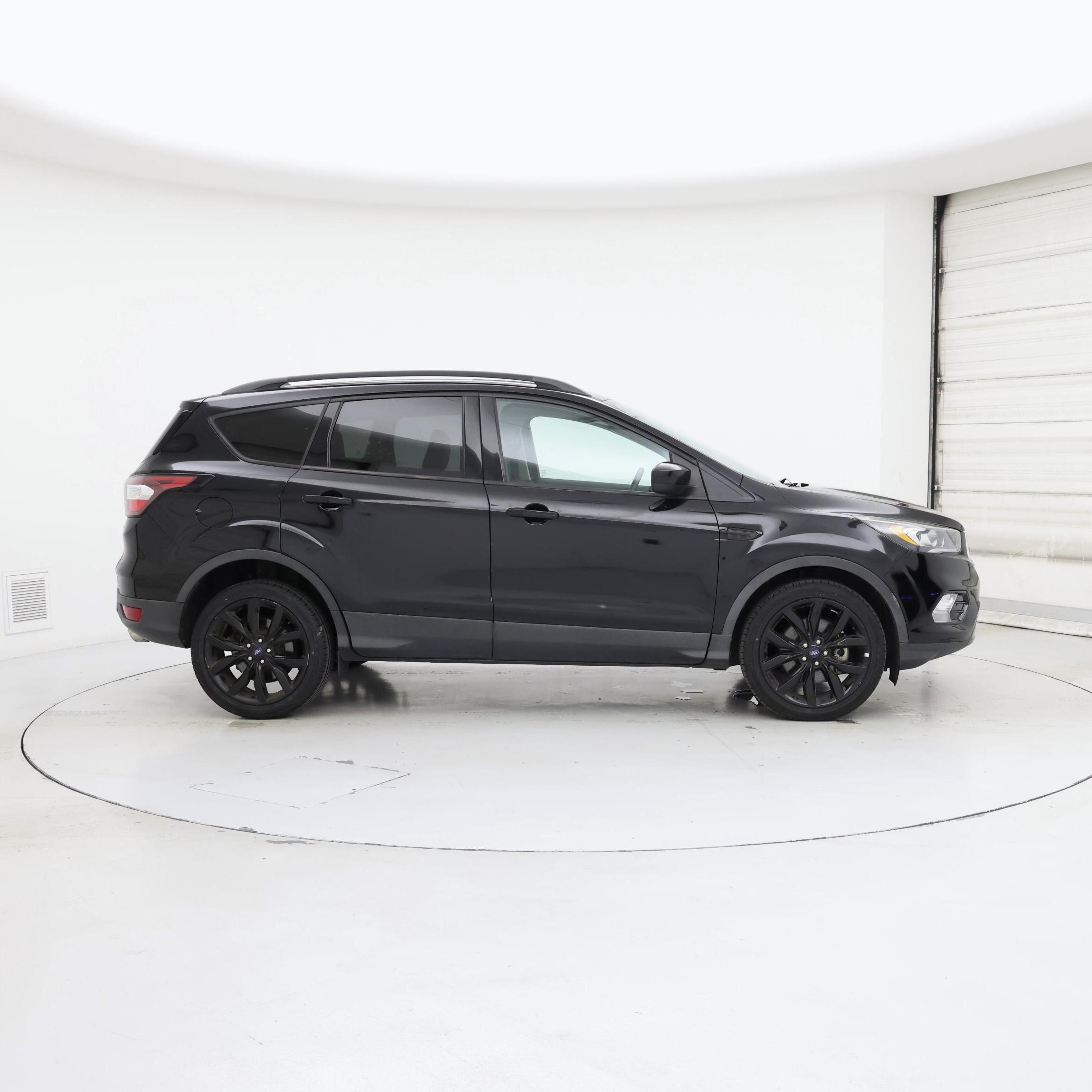 Thumbnail: 2018 Ford Escape - 7