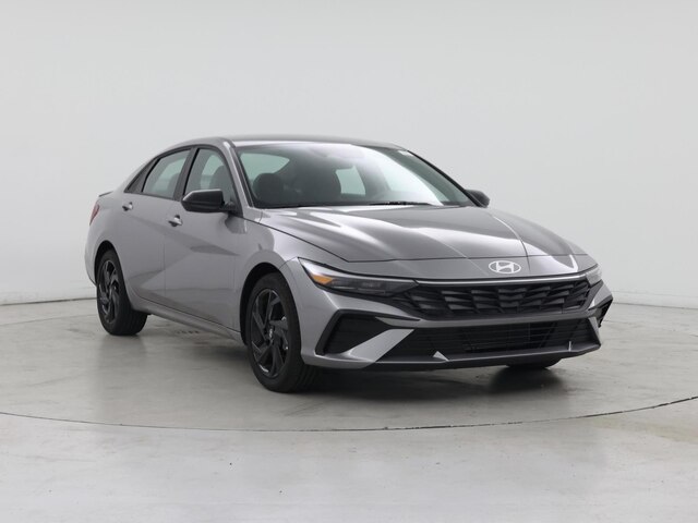 Silver 2026 Hyundai Elantra SEL Sport FWD Sedan Front-Wheel Drive Automatic