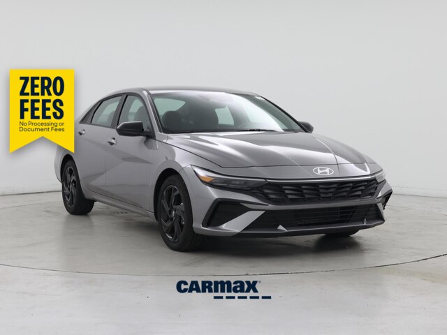 Silver 2026 Hyundai Elantra Sedan Front-Wheel Drive Automatic