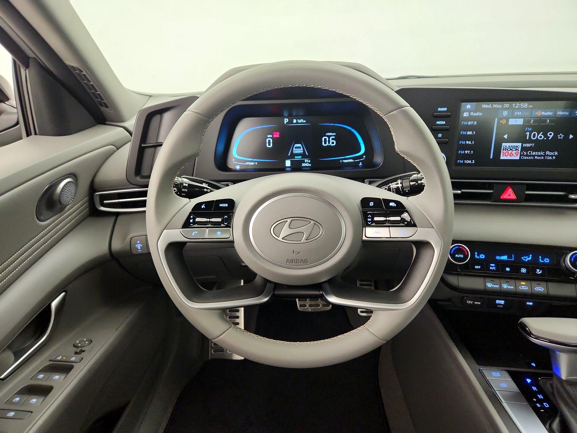 Thumbnail: 2026 Hyundai Elantra - 10