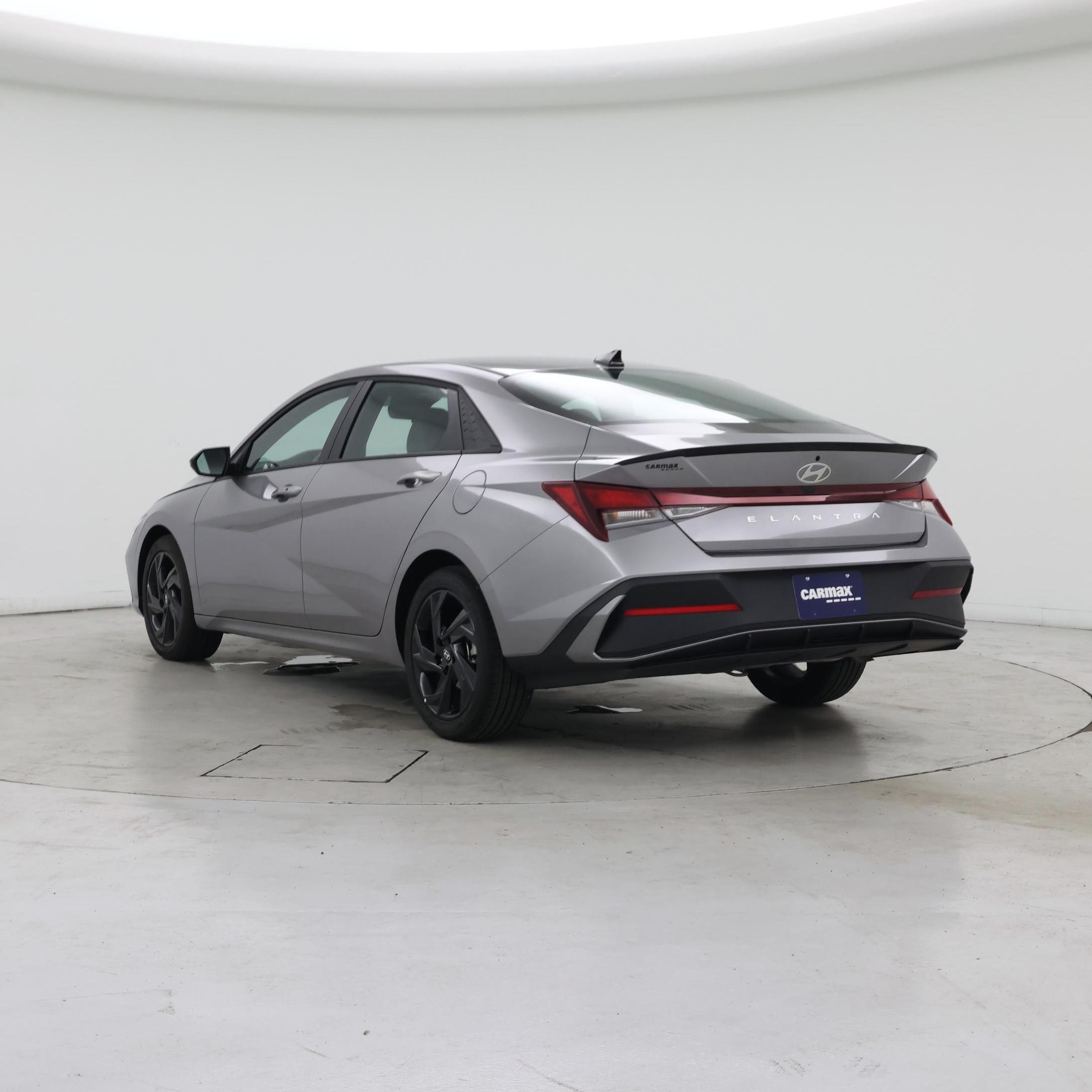 Thumbnail: 2026 Hyundai Elantra - 2