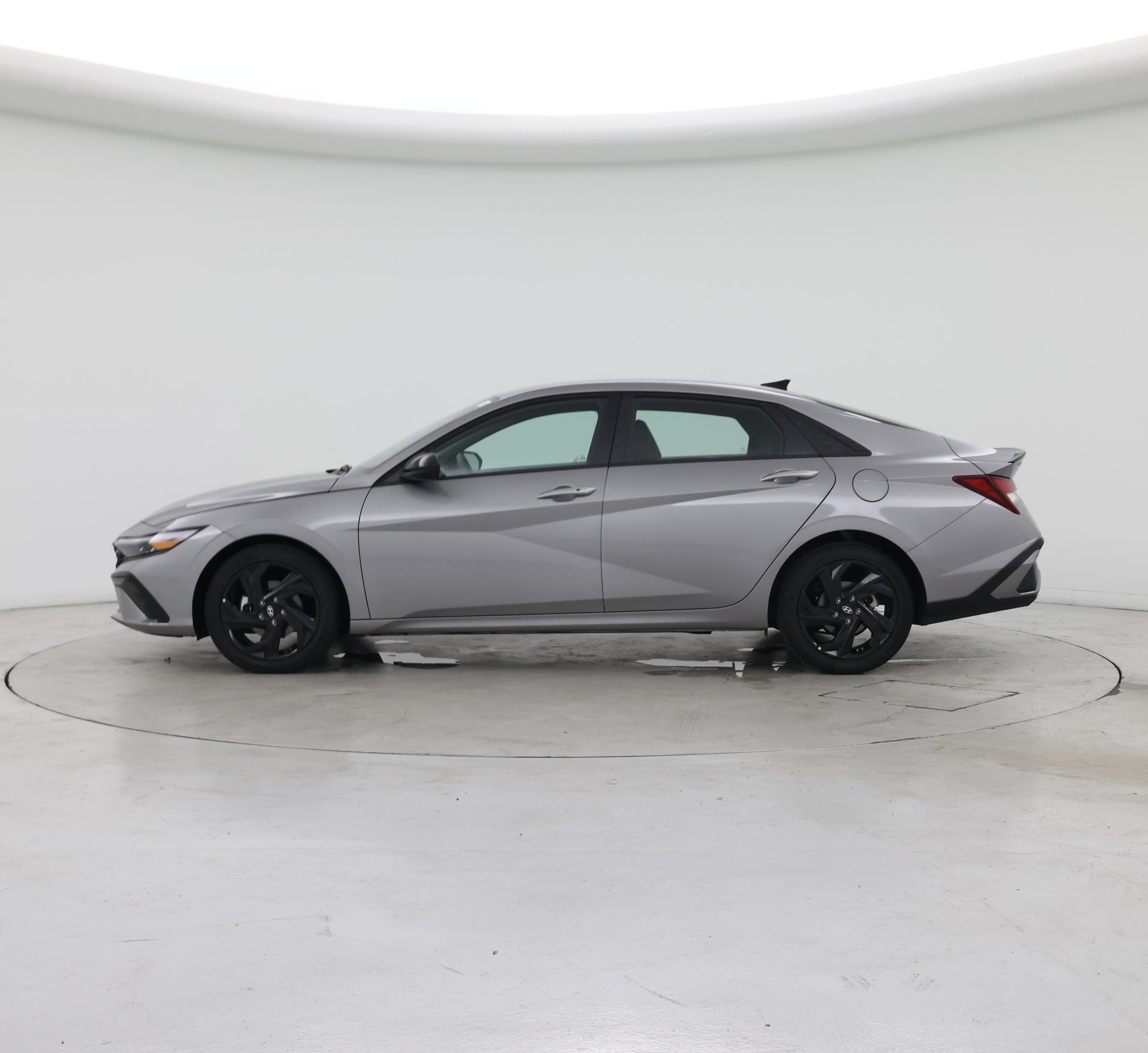 Thumbnail: 2026 Hyundai Elantra - 3