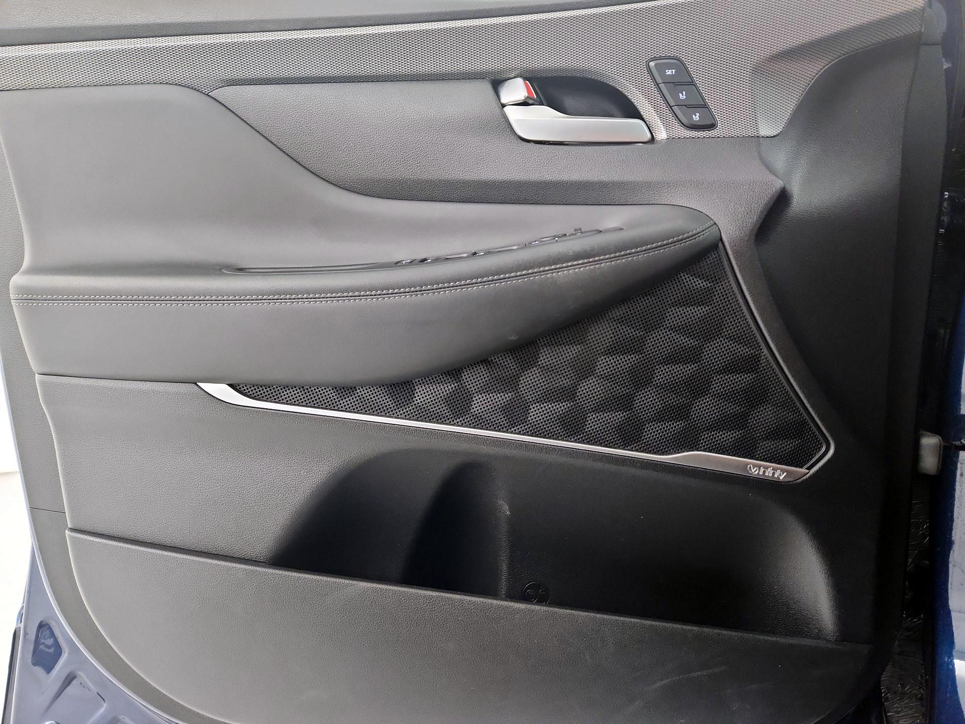 Thumbnail: 2020 Hyundai Santa Fe - 10