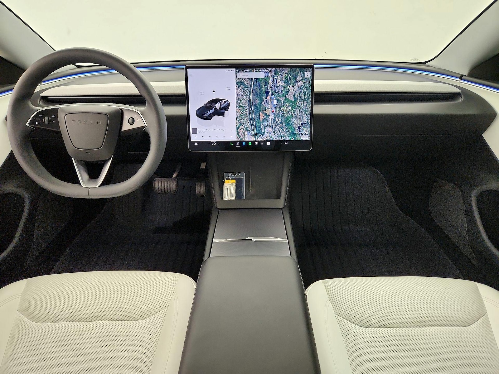 2025 Tesla Model 3 Long Range - Photo 10