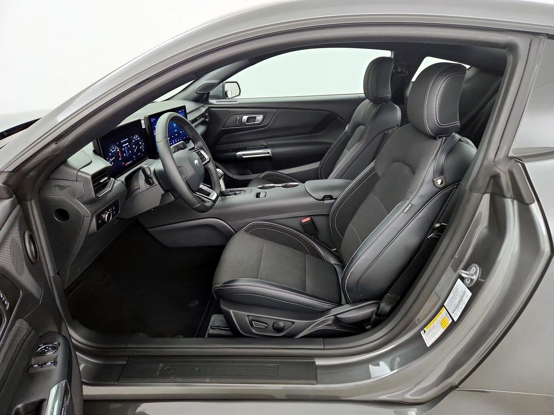 Thumbnail: 2025 Ford Mustang - 11