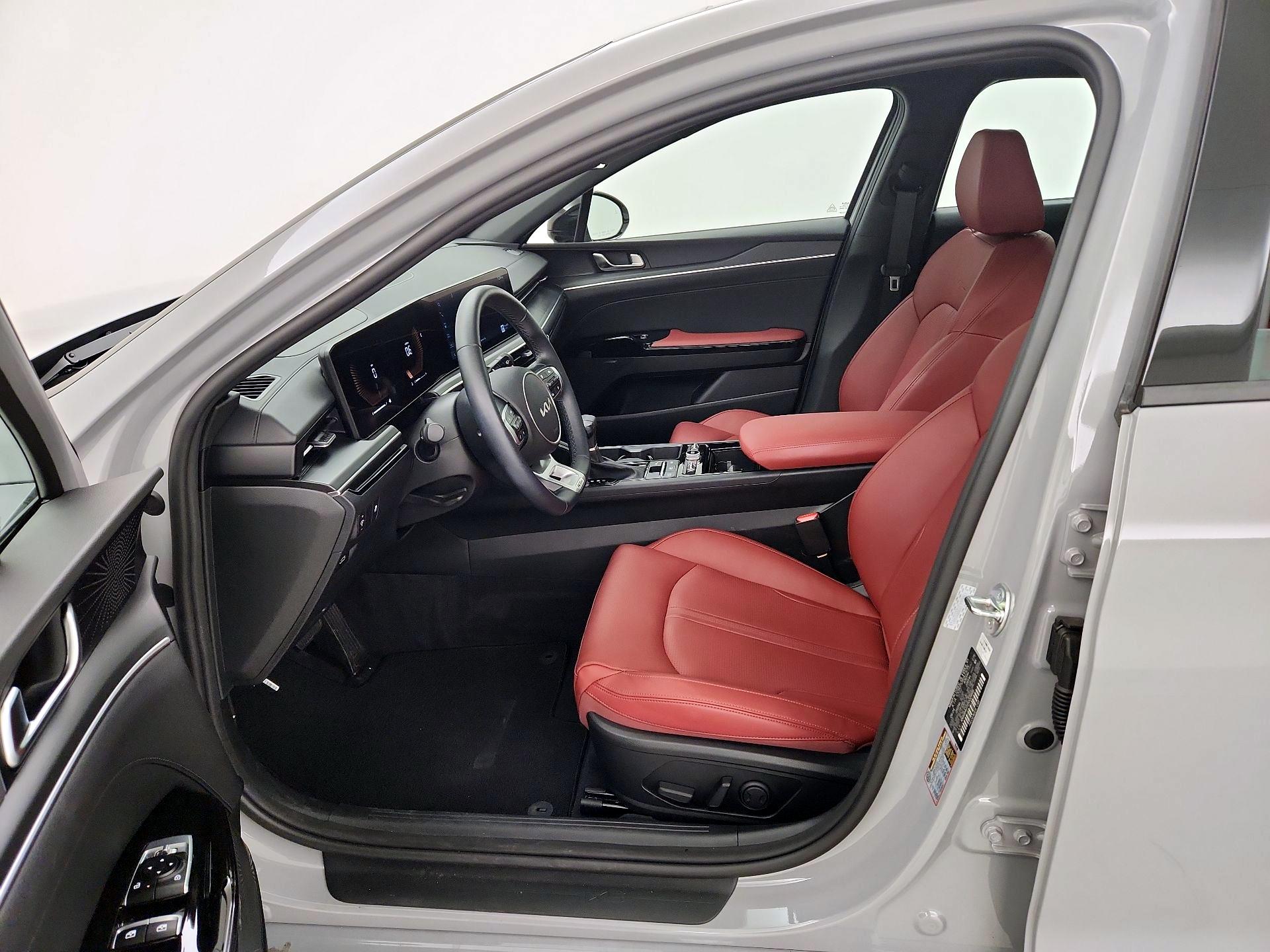 Thumbnail: 2025 Kia K5 - 11