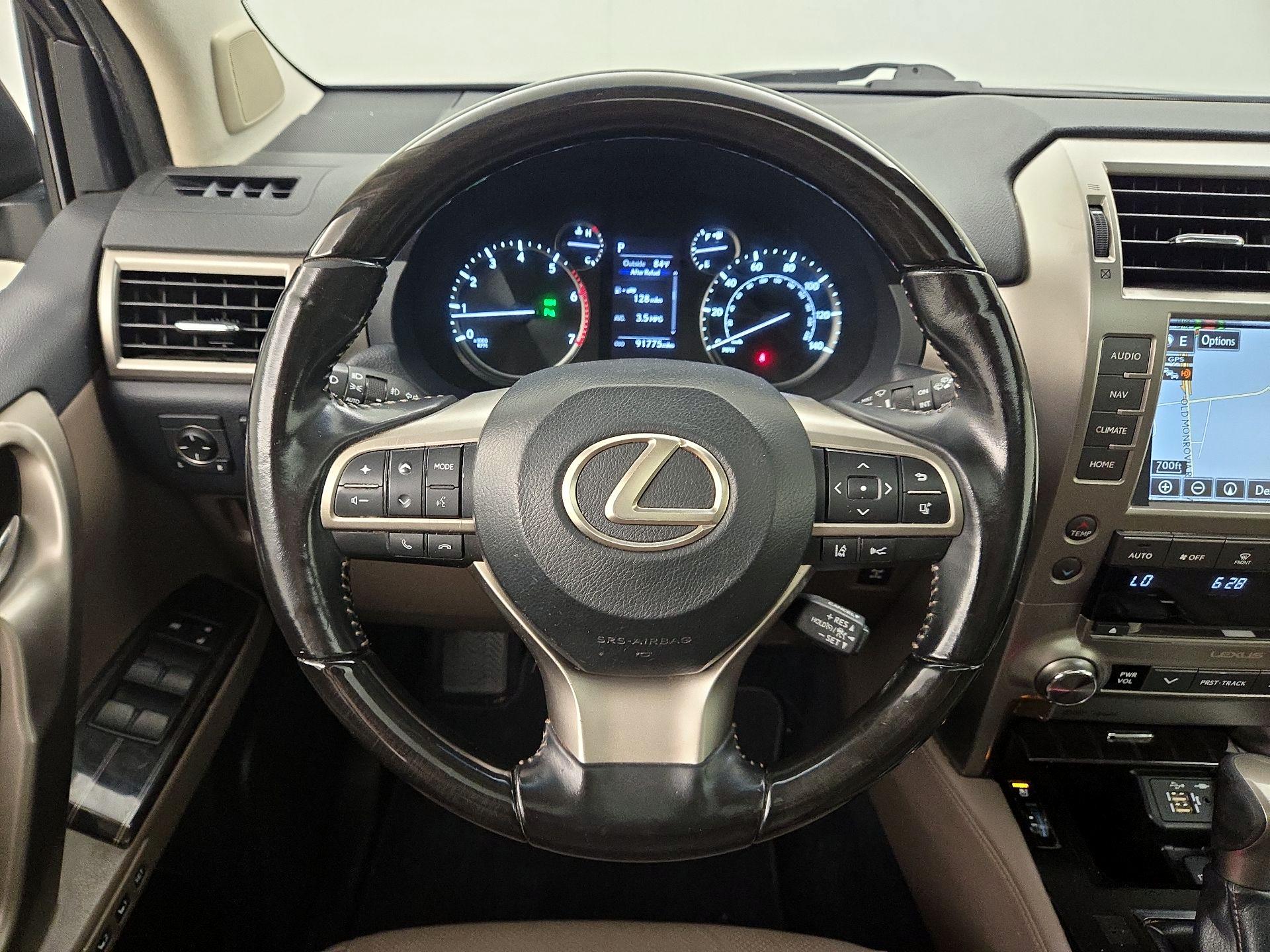 Thumbnail: 2020 Lexus GX - 10