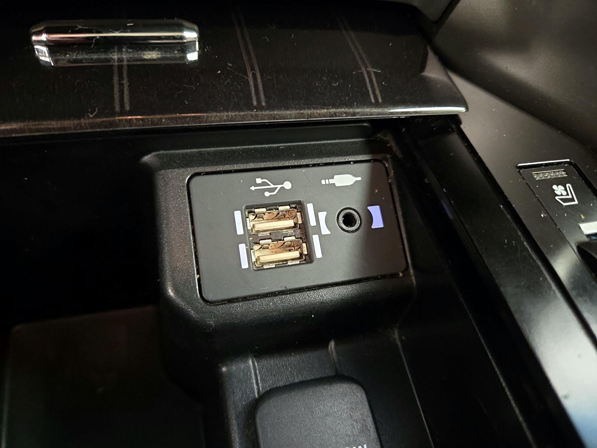 Thumbnail: 2020 Lexus GX - 19