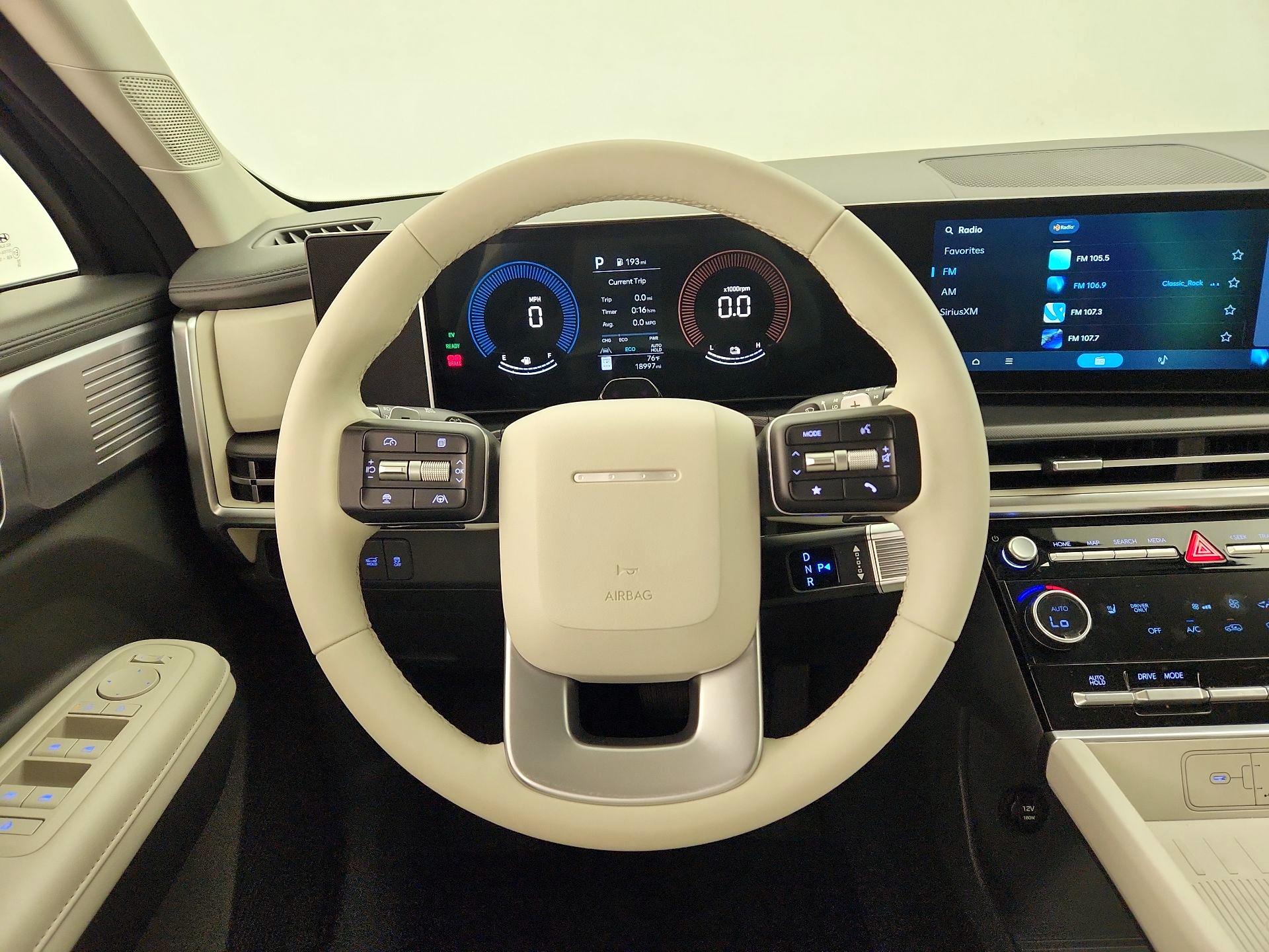Thumbnail: 2025 Hyundai Santa Fe - 10