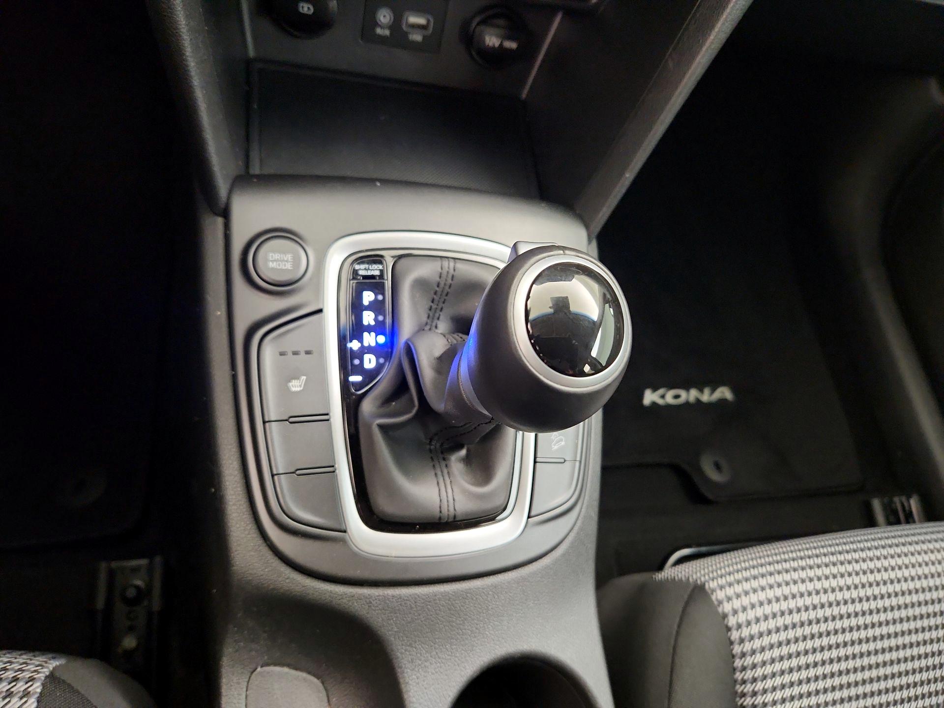 Thumbnail: 2021 Hyundai Kona - 17