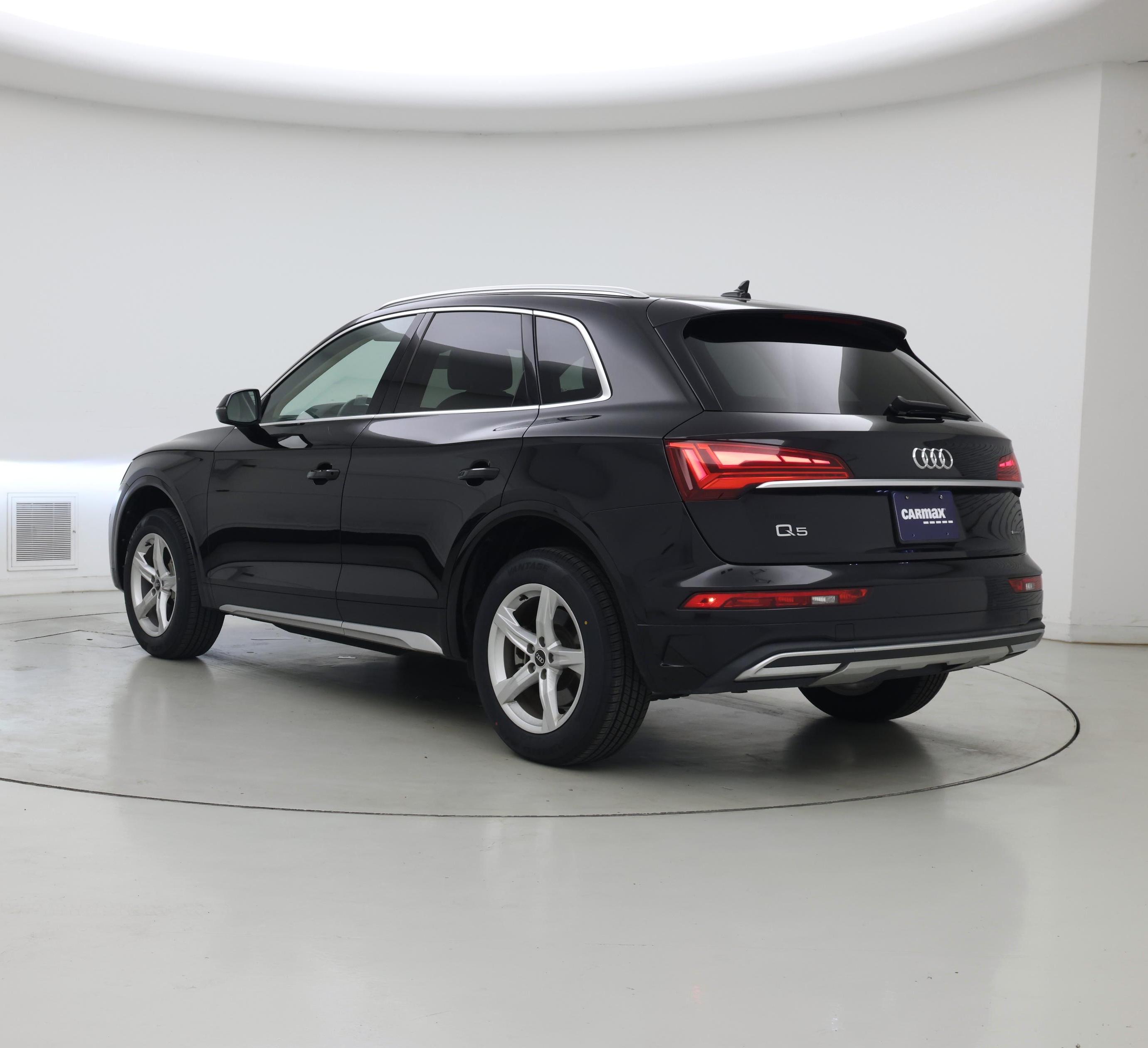 Thumbnail: 2021 Audi Q5 - 2