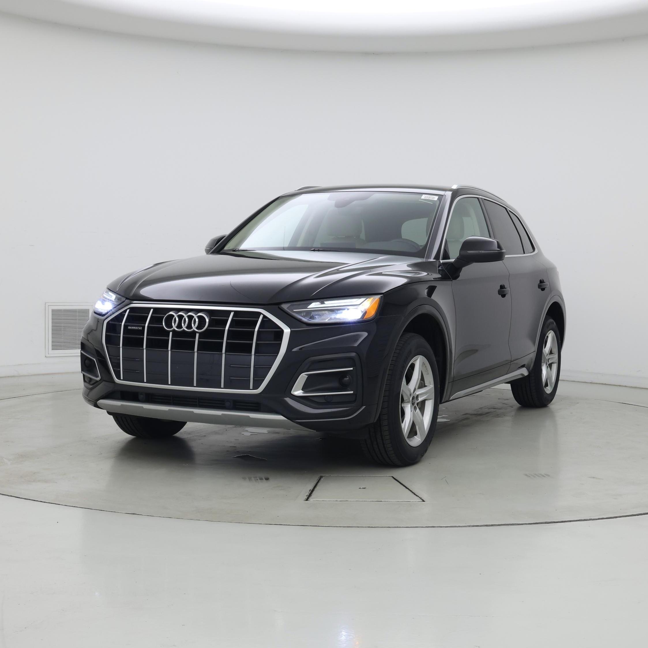 Thumbnail: 2021 Audi Q5 - 4