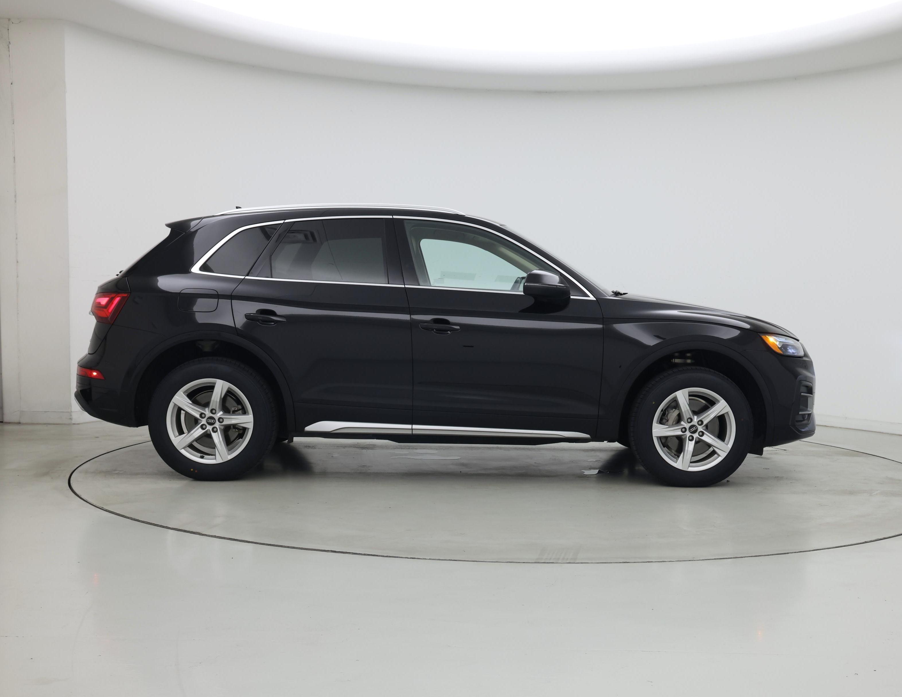 Thumbnail: 2021 Audi Q5 - 7
