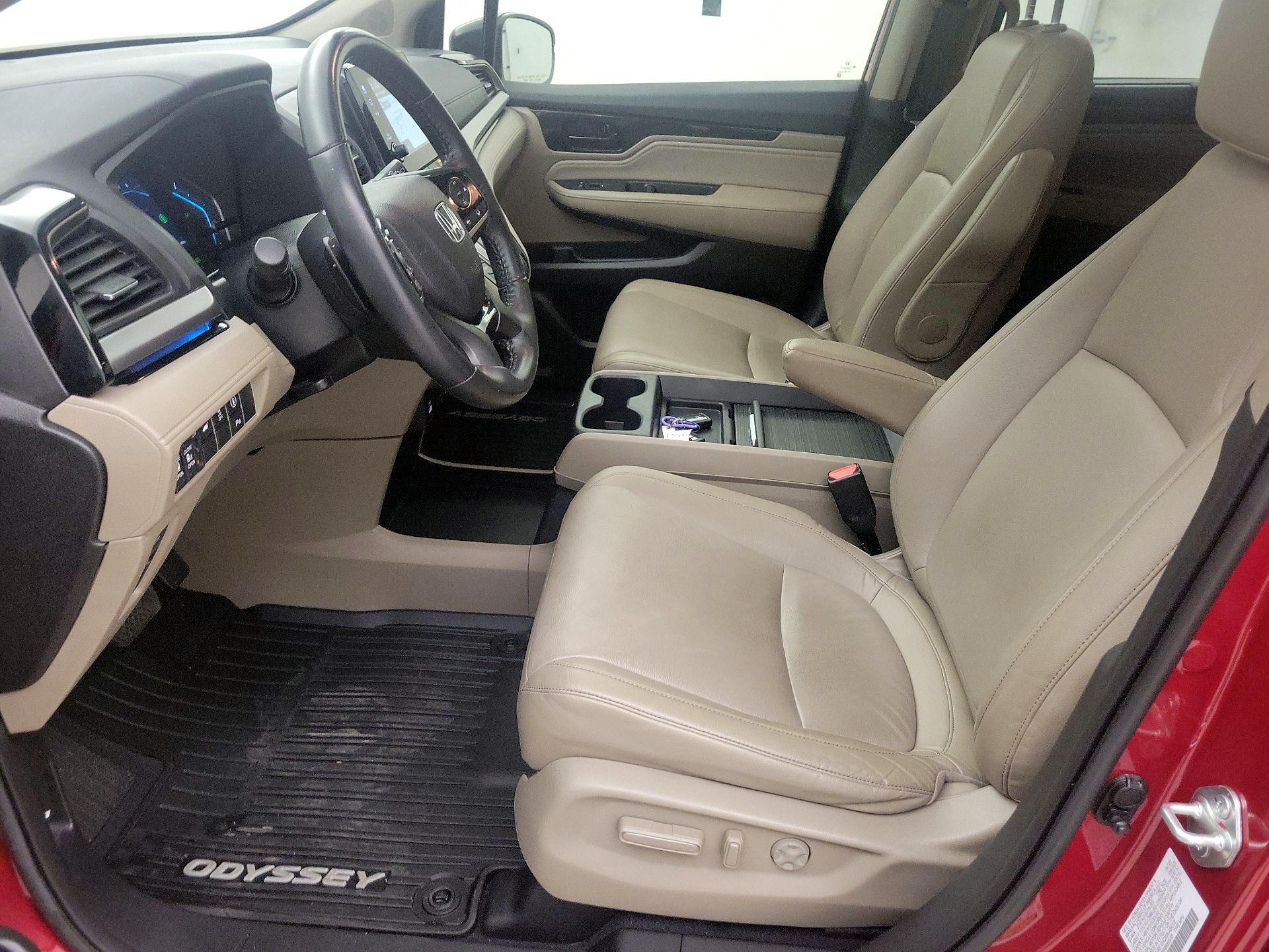 Thumbnail: 2022 Honda Odyssey - 11