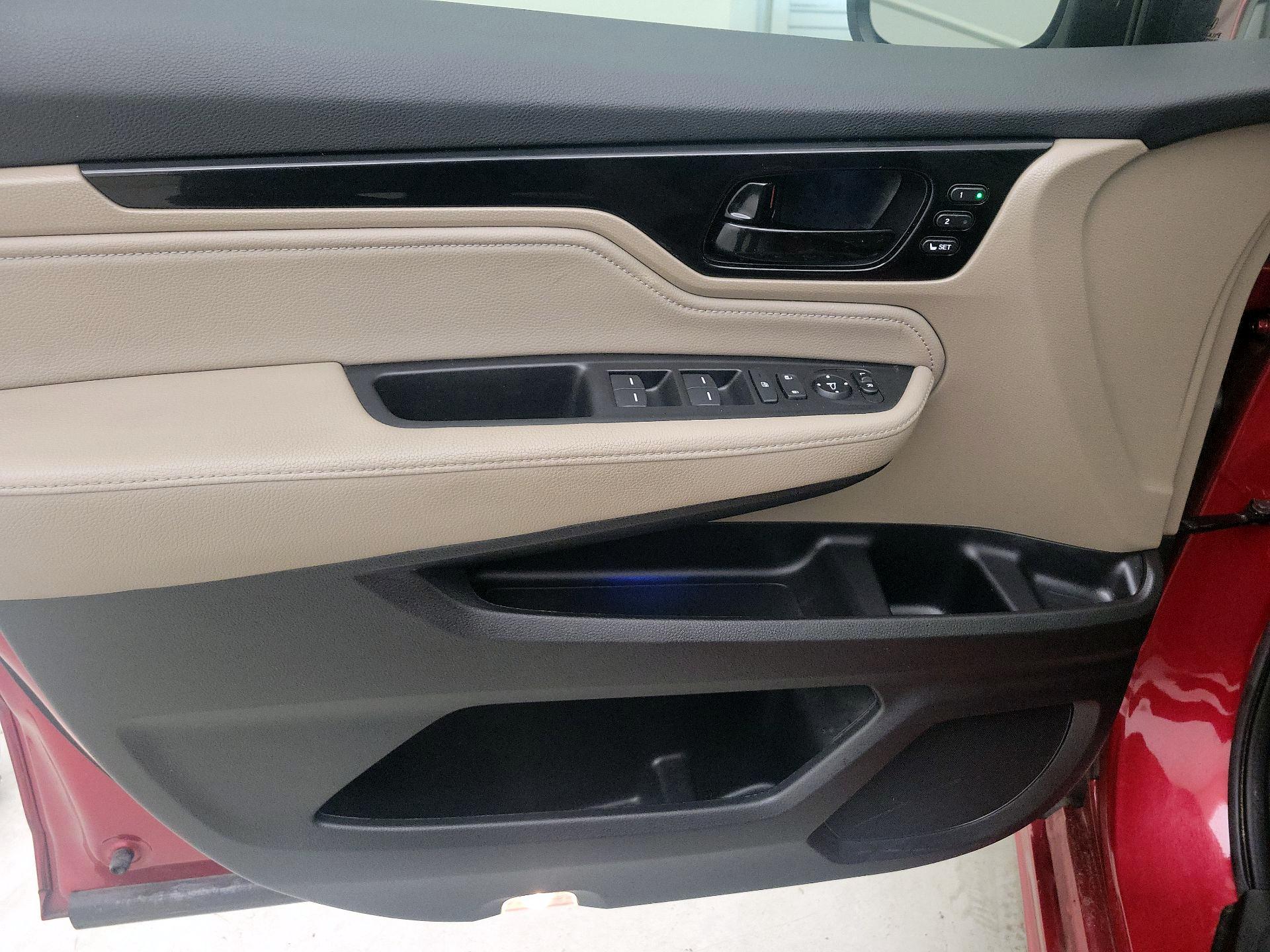 Thumbnail: 2022 Honda Odyssey - 12