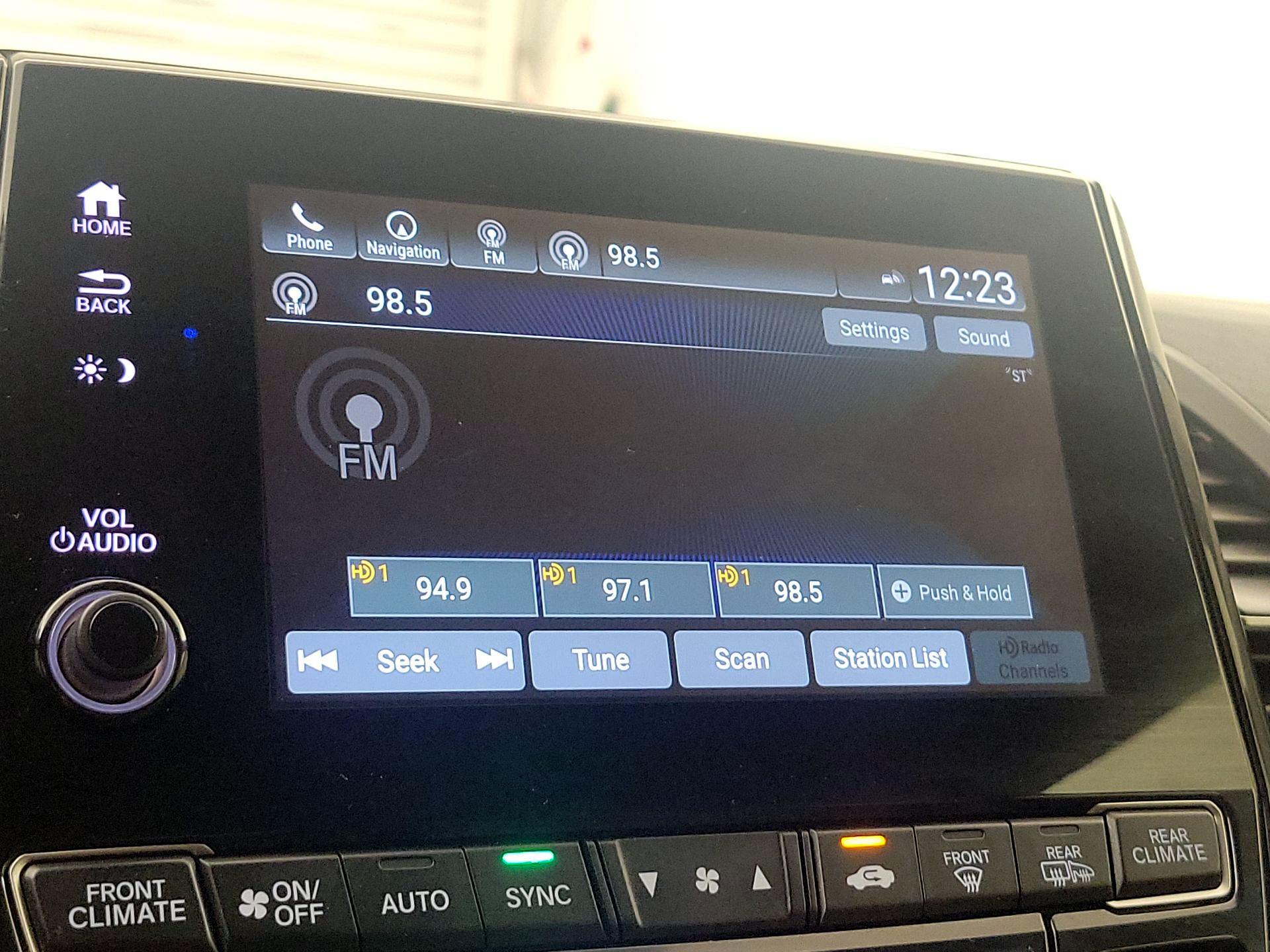 Thumbnail: 2022 Honda Odyssey - 16