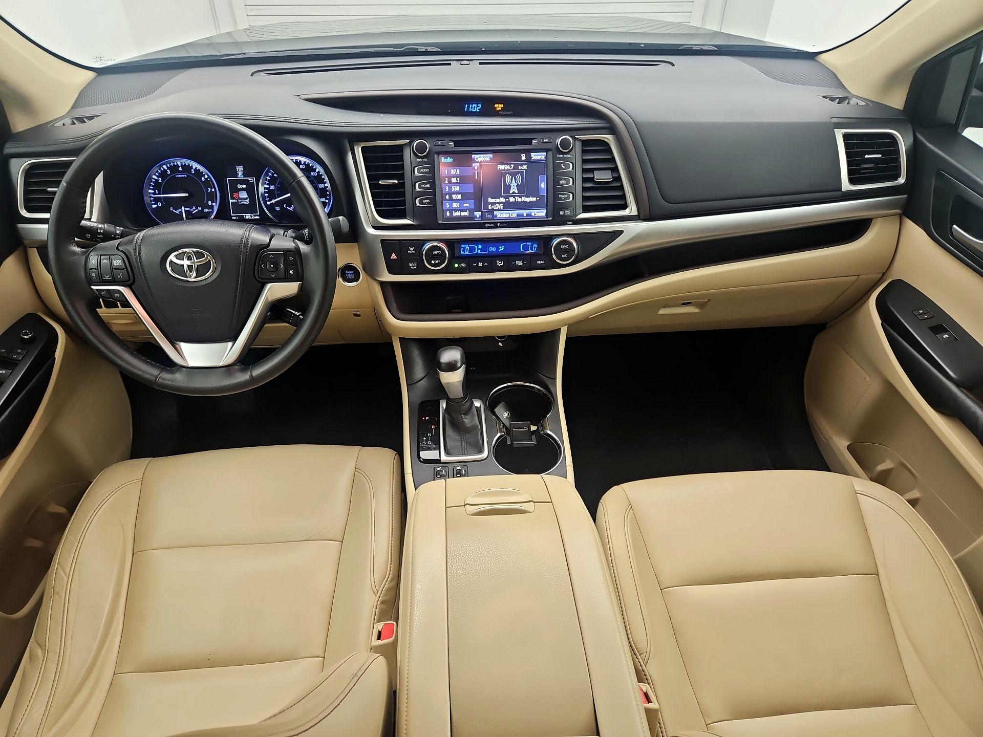 Thumbnail: 2014 Toyota Highlander - 9