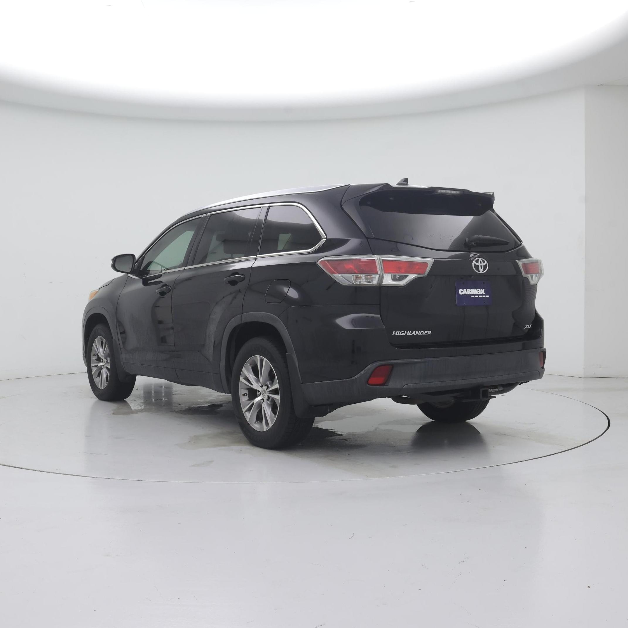 Thumbnail: 2014 Toyota Highlander - 2