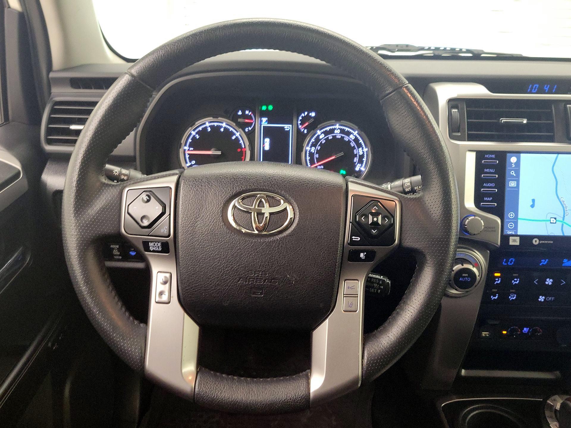 Thumbnail: 2022 Toyota 4Runner - 10