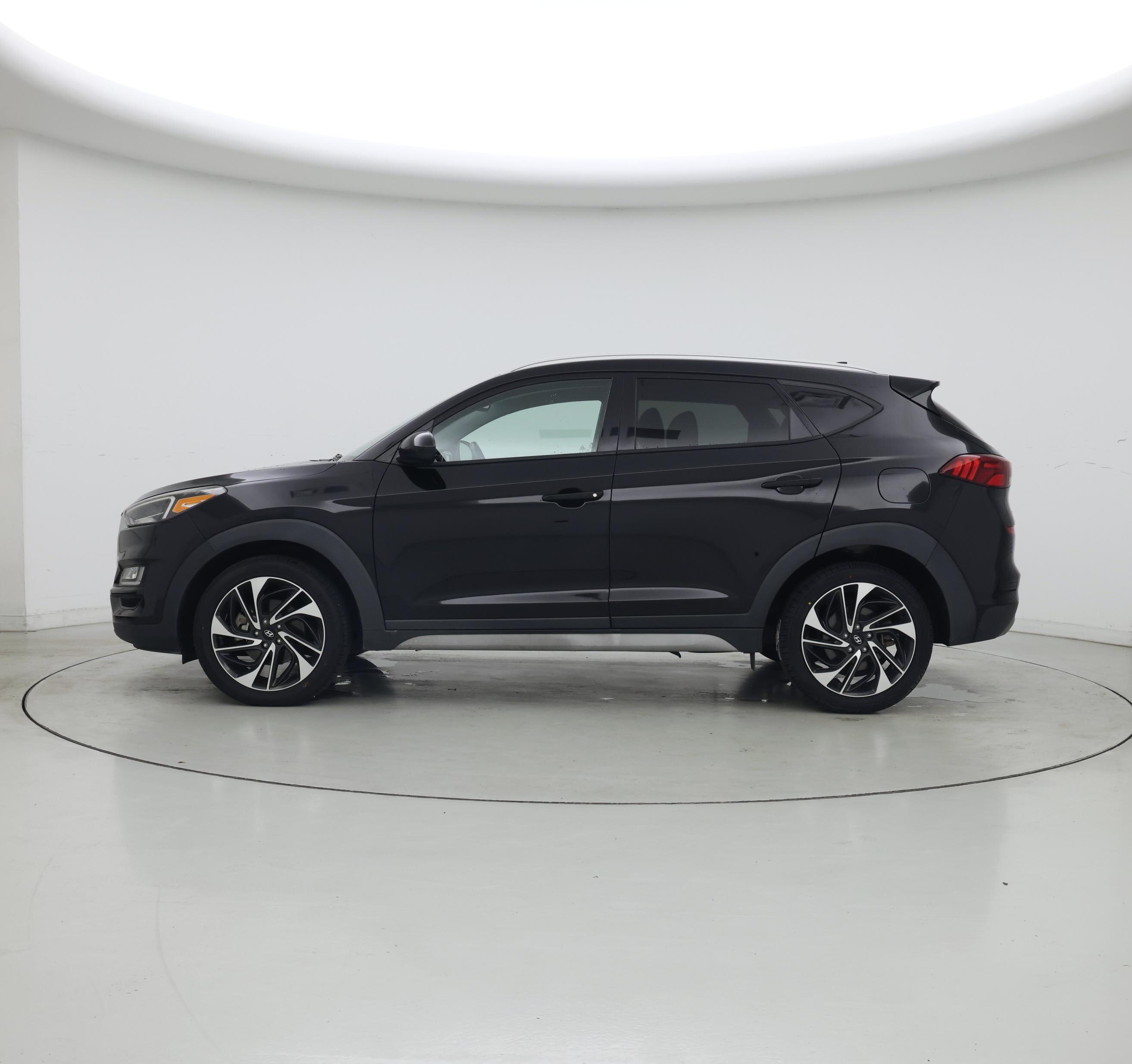 Thumbnail: 2021 Hyundai Tucson - 3