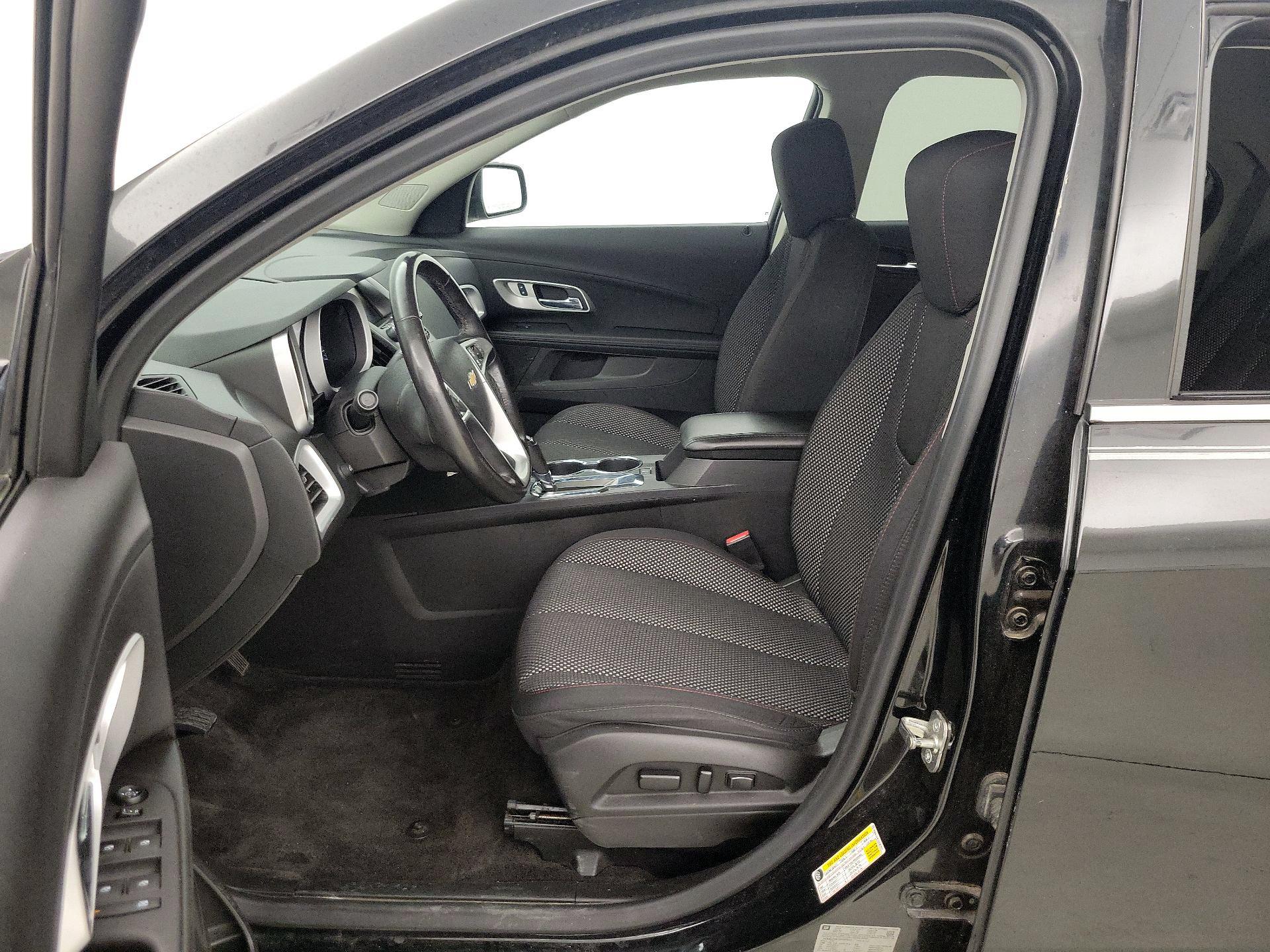 Thumbnail: 2016 Chevrolet Equinox - 11