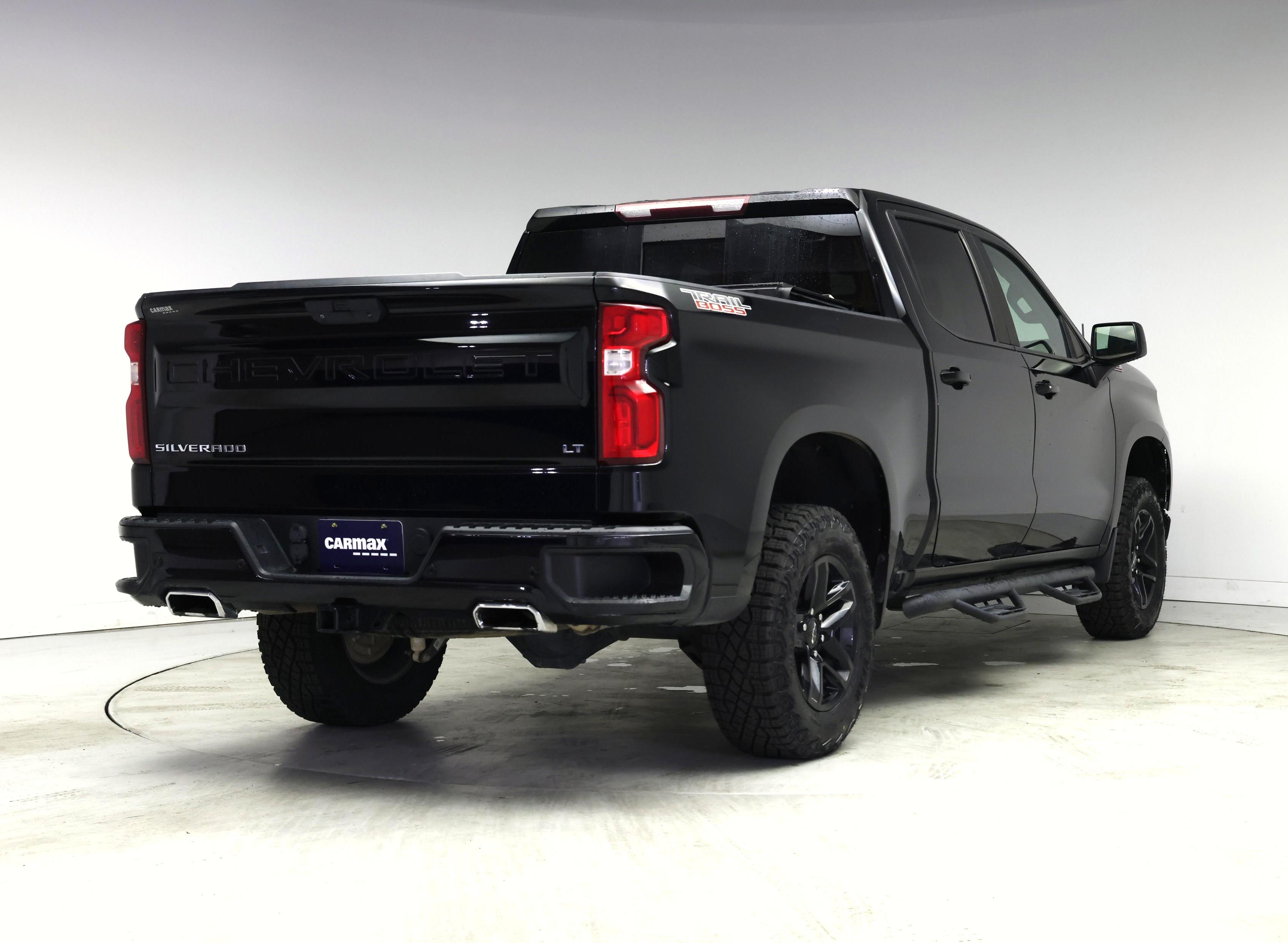 Thumbnail: 2020 Chevrolet Silverado 1500 - 8