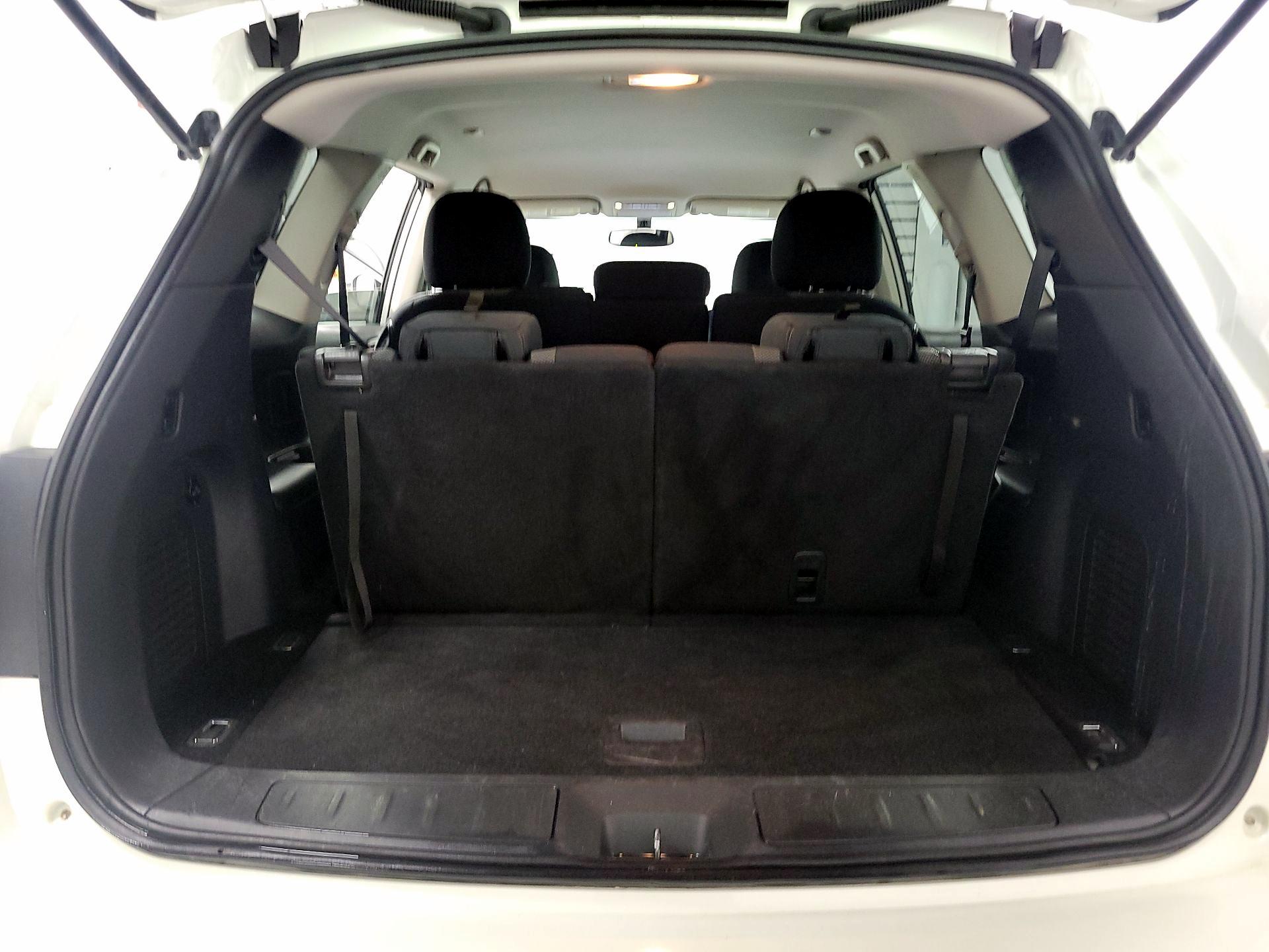 Thumbnail: 2018 Nissan Pathfinder - 19