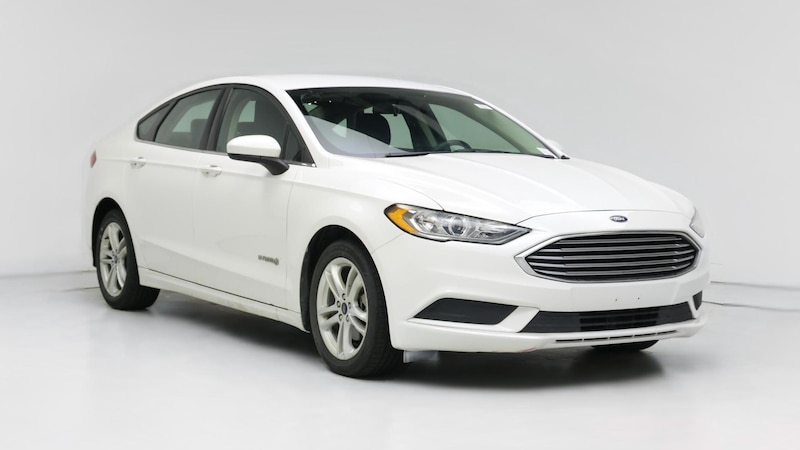 2018 Ford Fusion SE Hero Image
