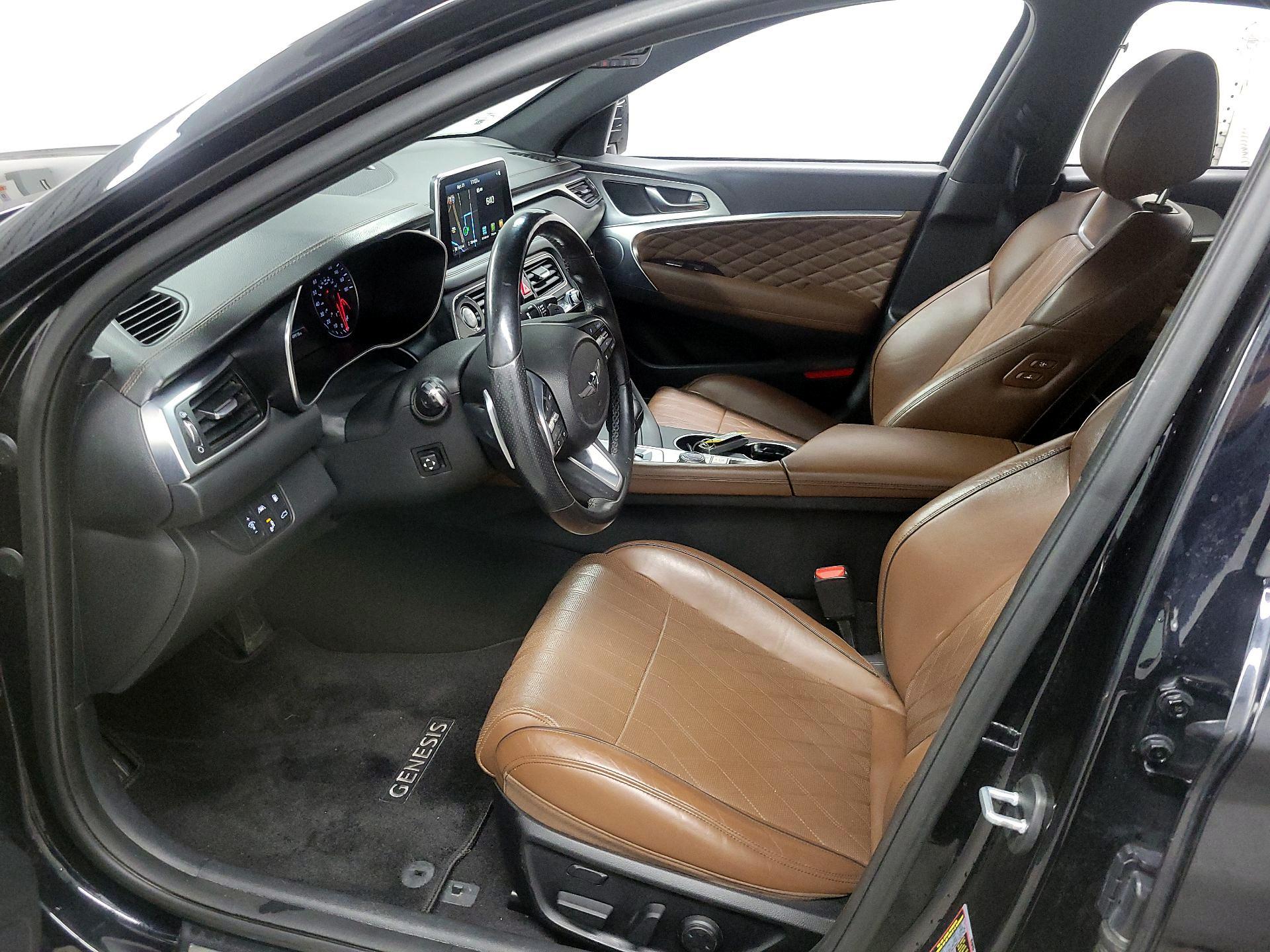 Thumbnail: 2020 Genesis G70 - 11