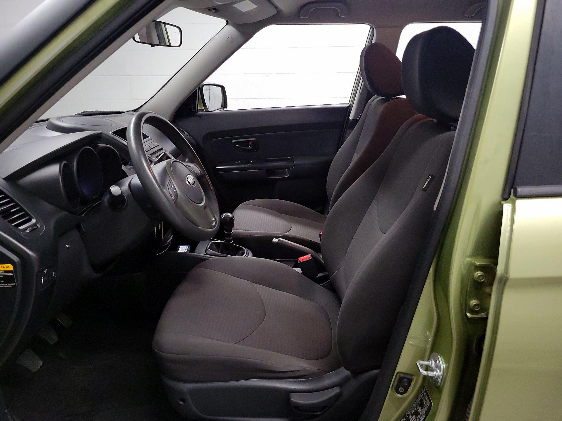 Thumbnail: 2013 Kia Soul - 11