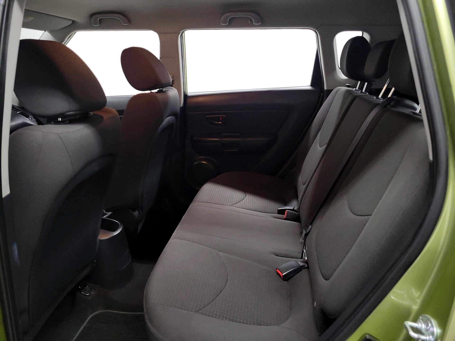 Thumbnail: 2013 Kia Soul - 16