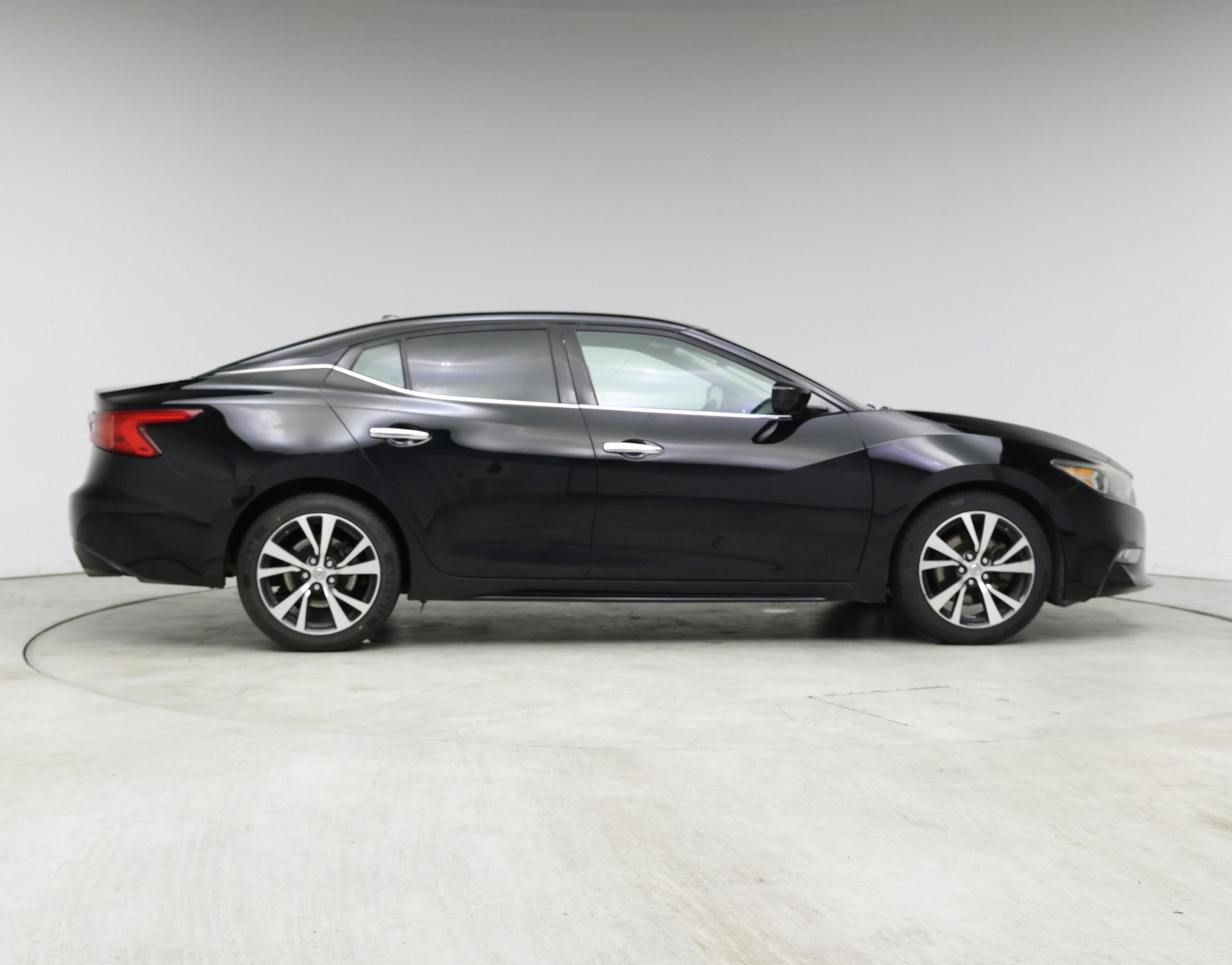 Thumbnail: 2016 Nissan Maxima - 7