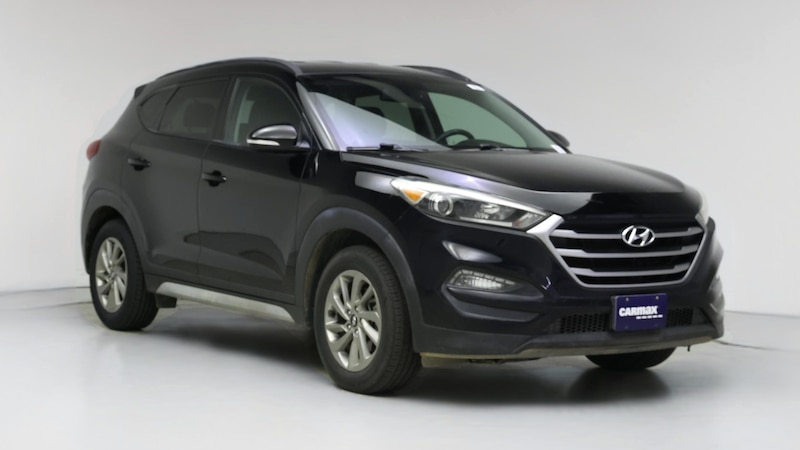 2017 Hyundai Tucson SE Plus Hero Image