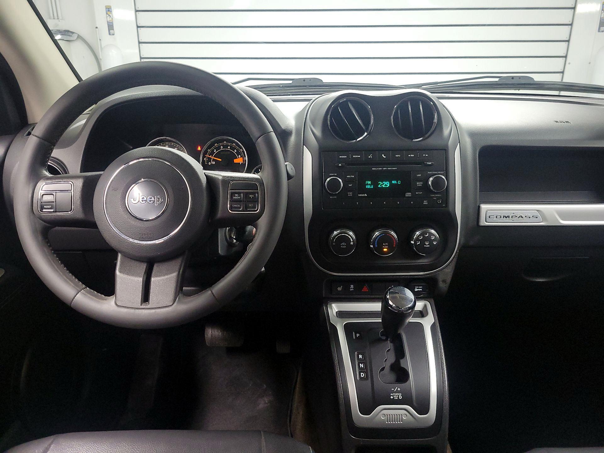 Thumbnail: 2014 Jeep Compass - 9