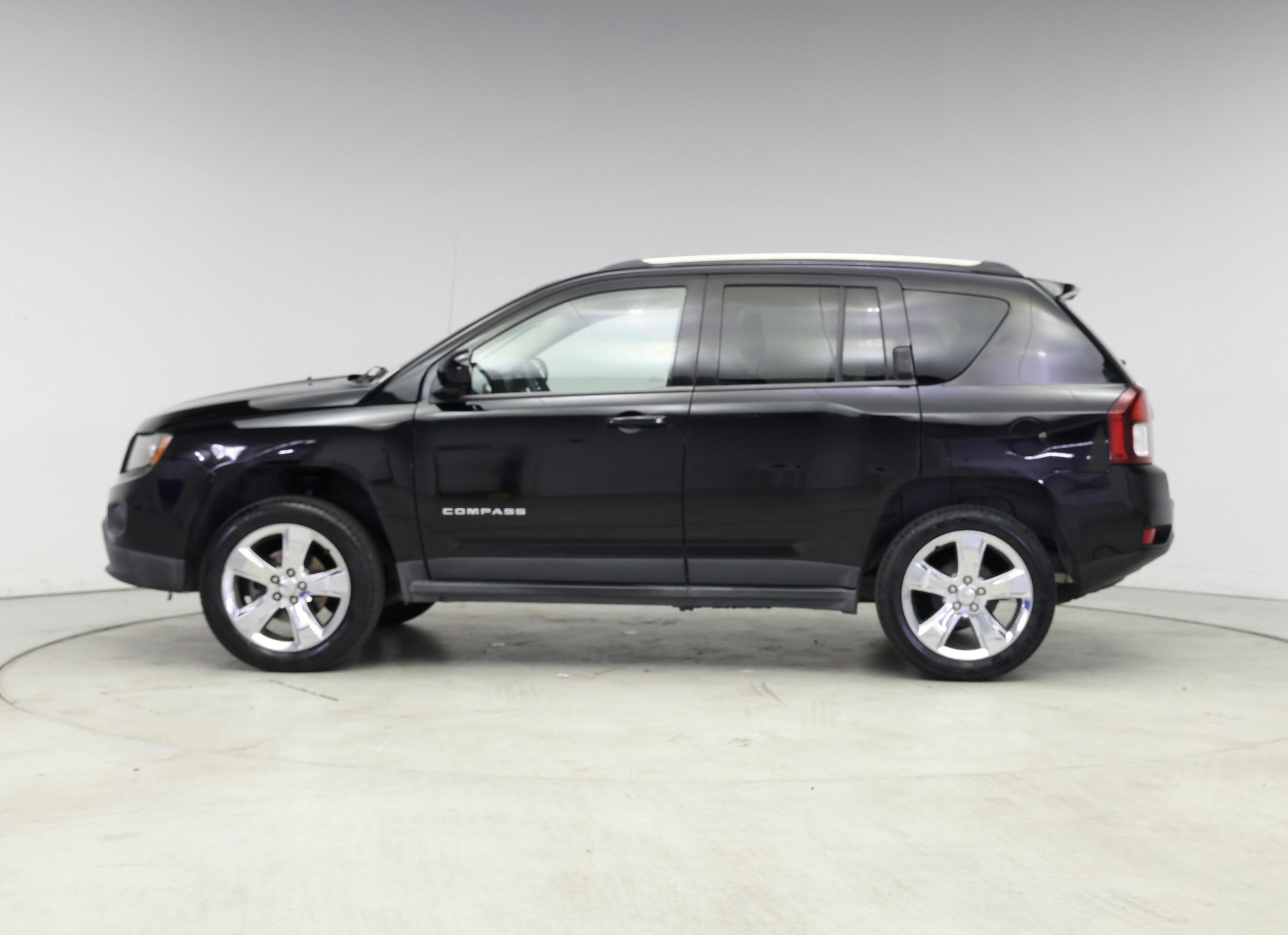 Thumbnail: 2014 Jeep Compass - 3