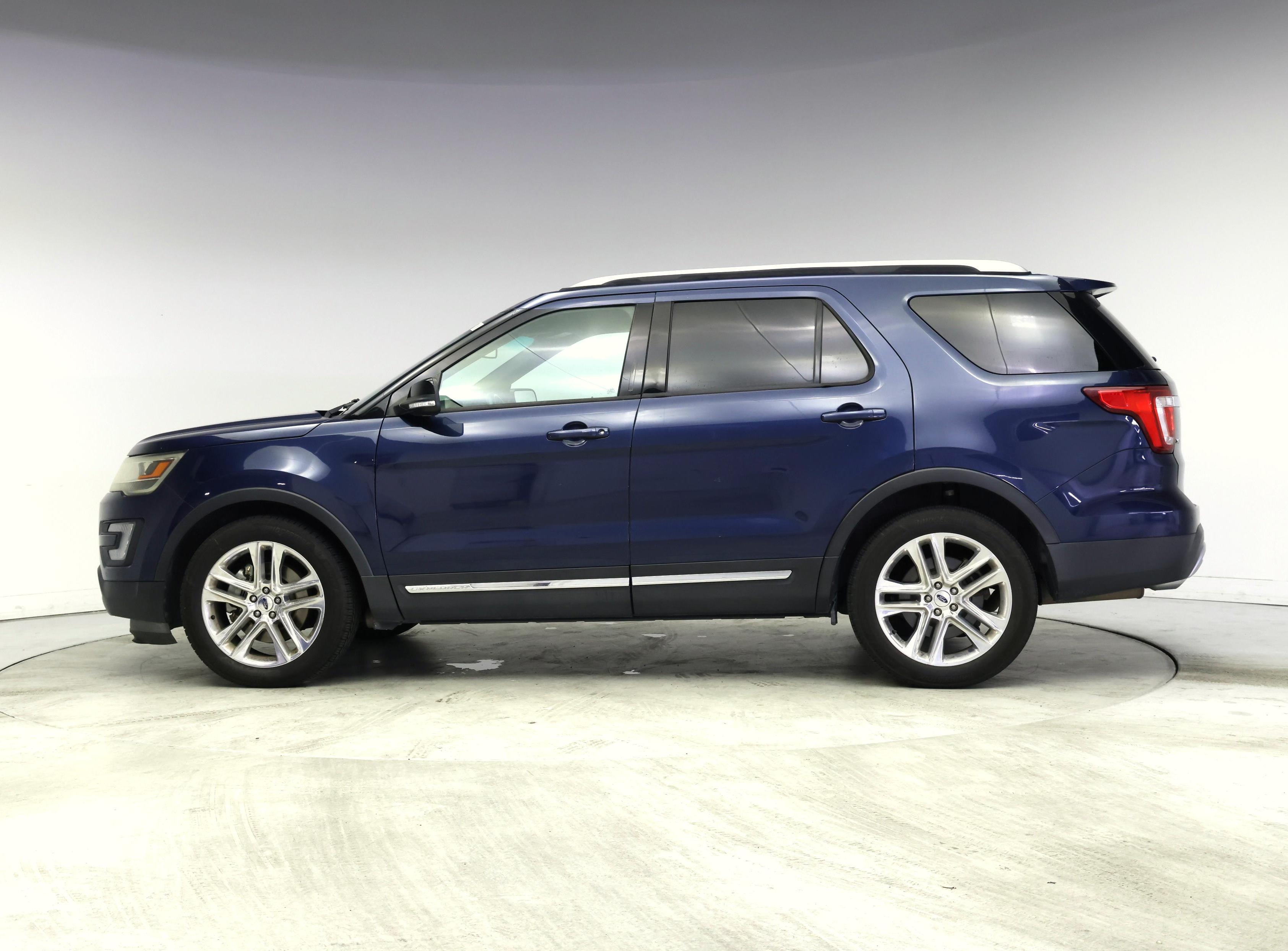 Thumbnail: 2017 Ford Explorer - 3