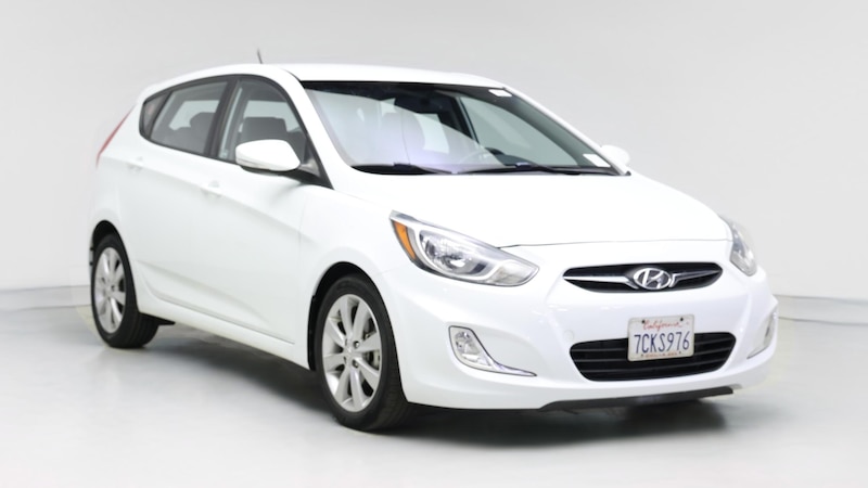 2013 Hyundai Accent SE Hero Image