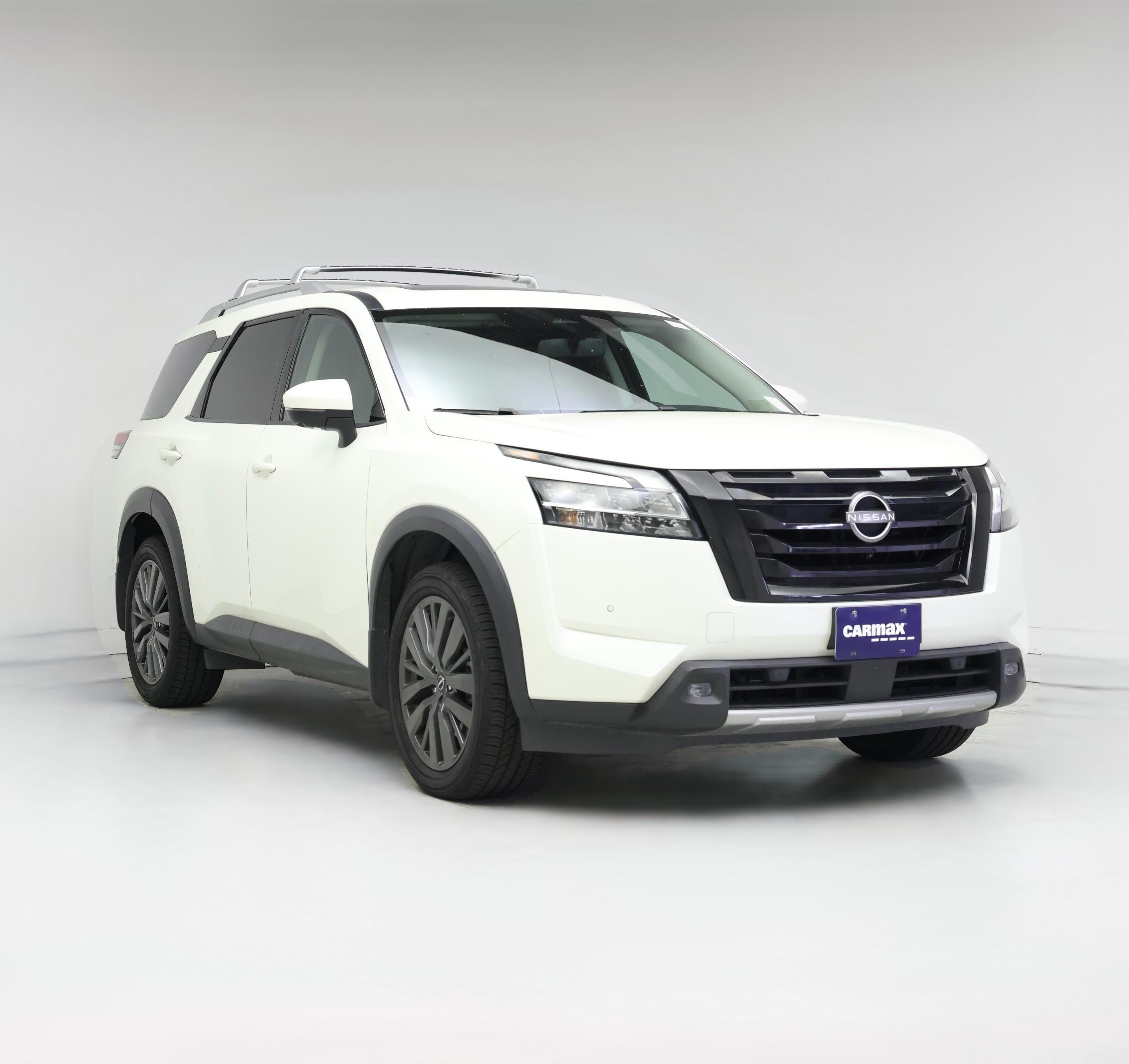 Thumbnail: 2022 Nissan Pathfinder - 1