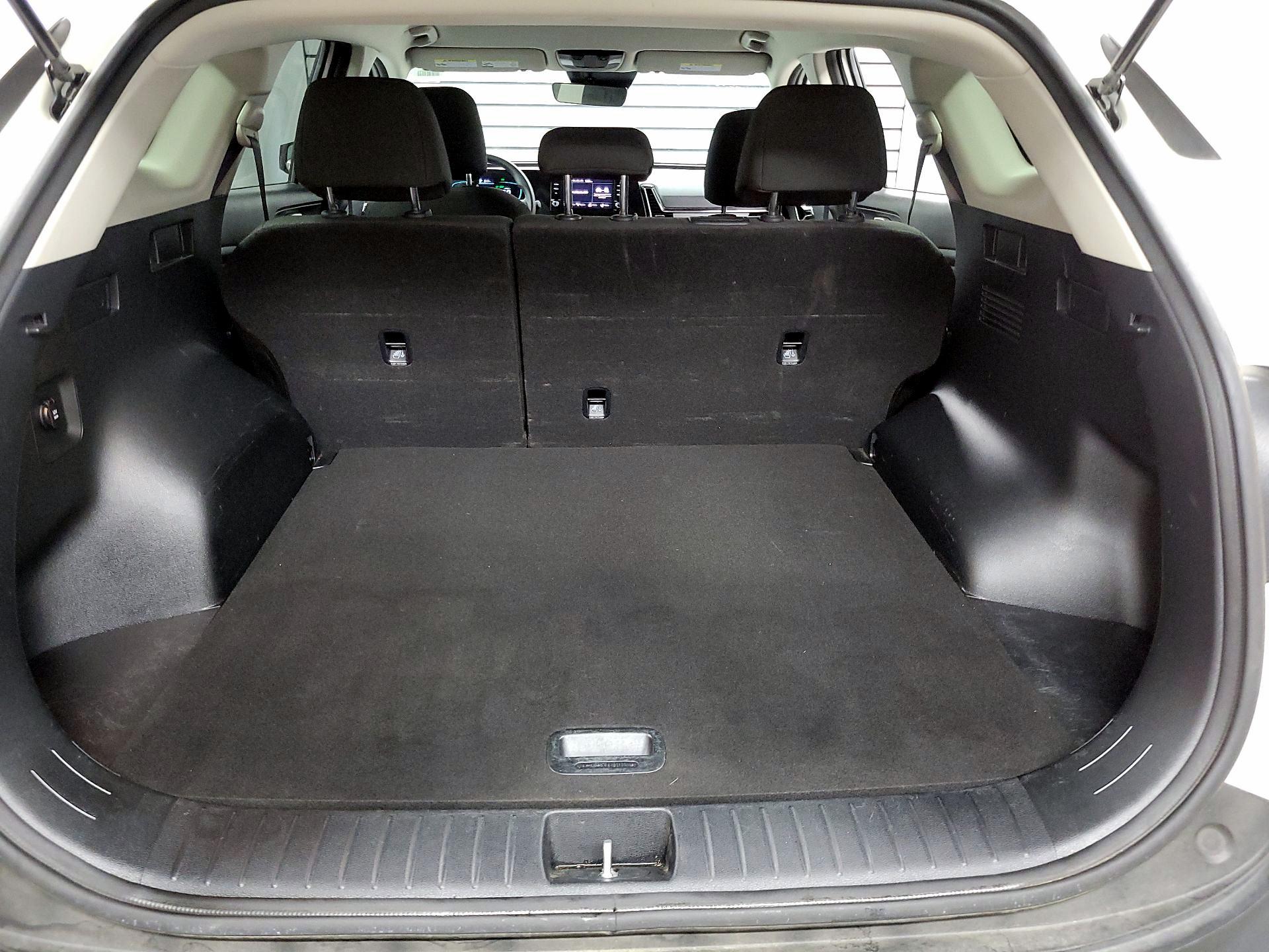 Thumbnail: 2023 Kia Sportage - 19